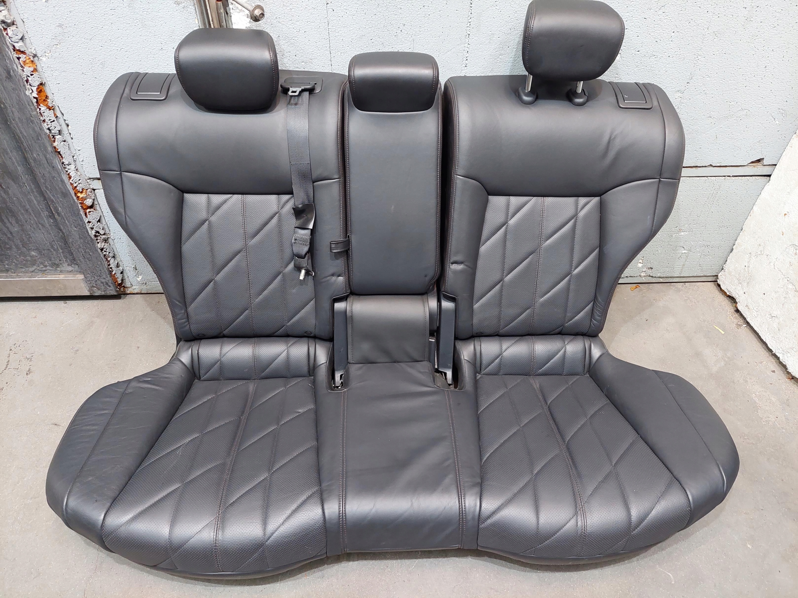 Sitz heck hinten INFINITI FX II