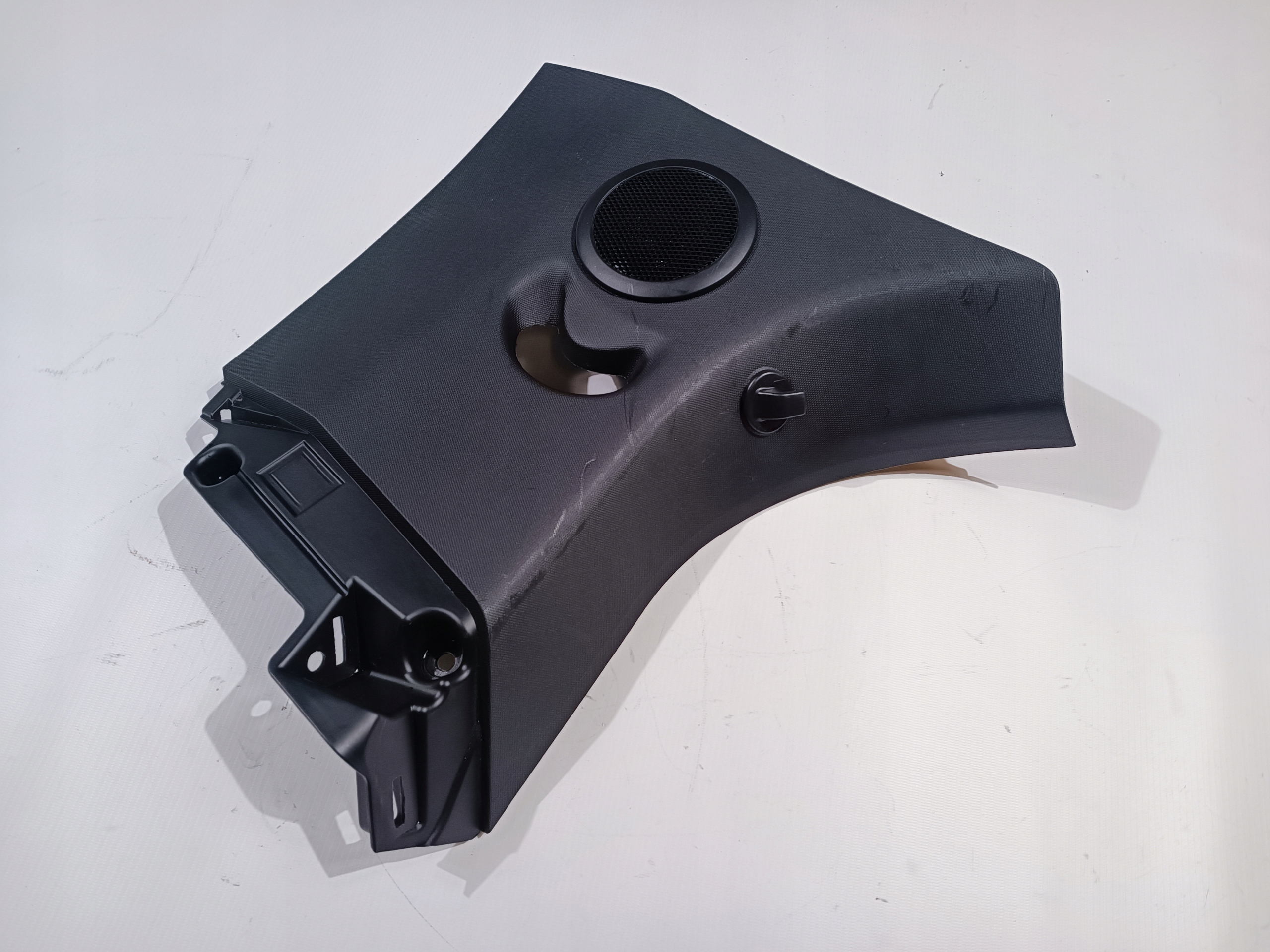 side slupka D cover right Ford Explorer 2016
