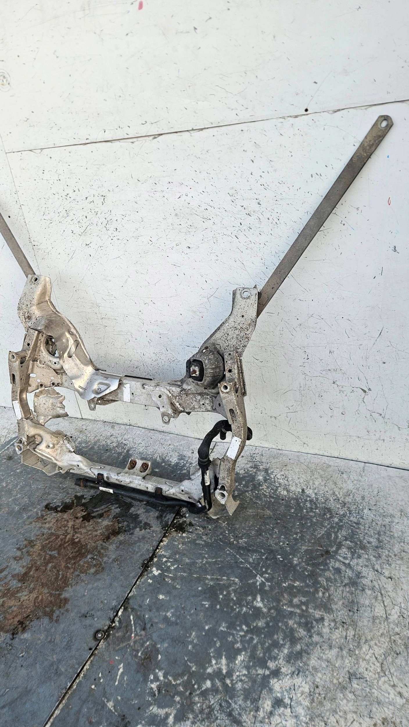 BMW 3 E93 3.0B engine mount lawa axle beam sususpension CABRIO