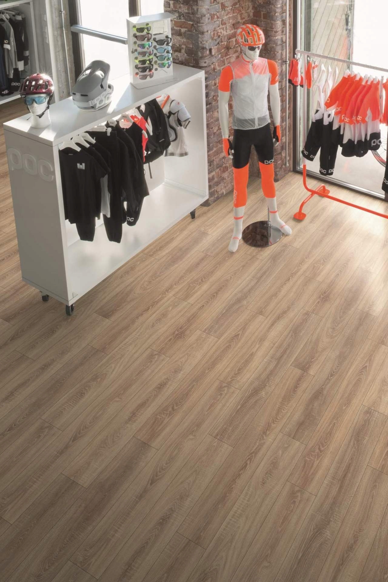 Panel podłogowy AC4 DĄB BARDOLINO CLASSIC 1,99m Producent Egger