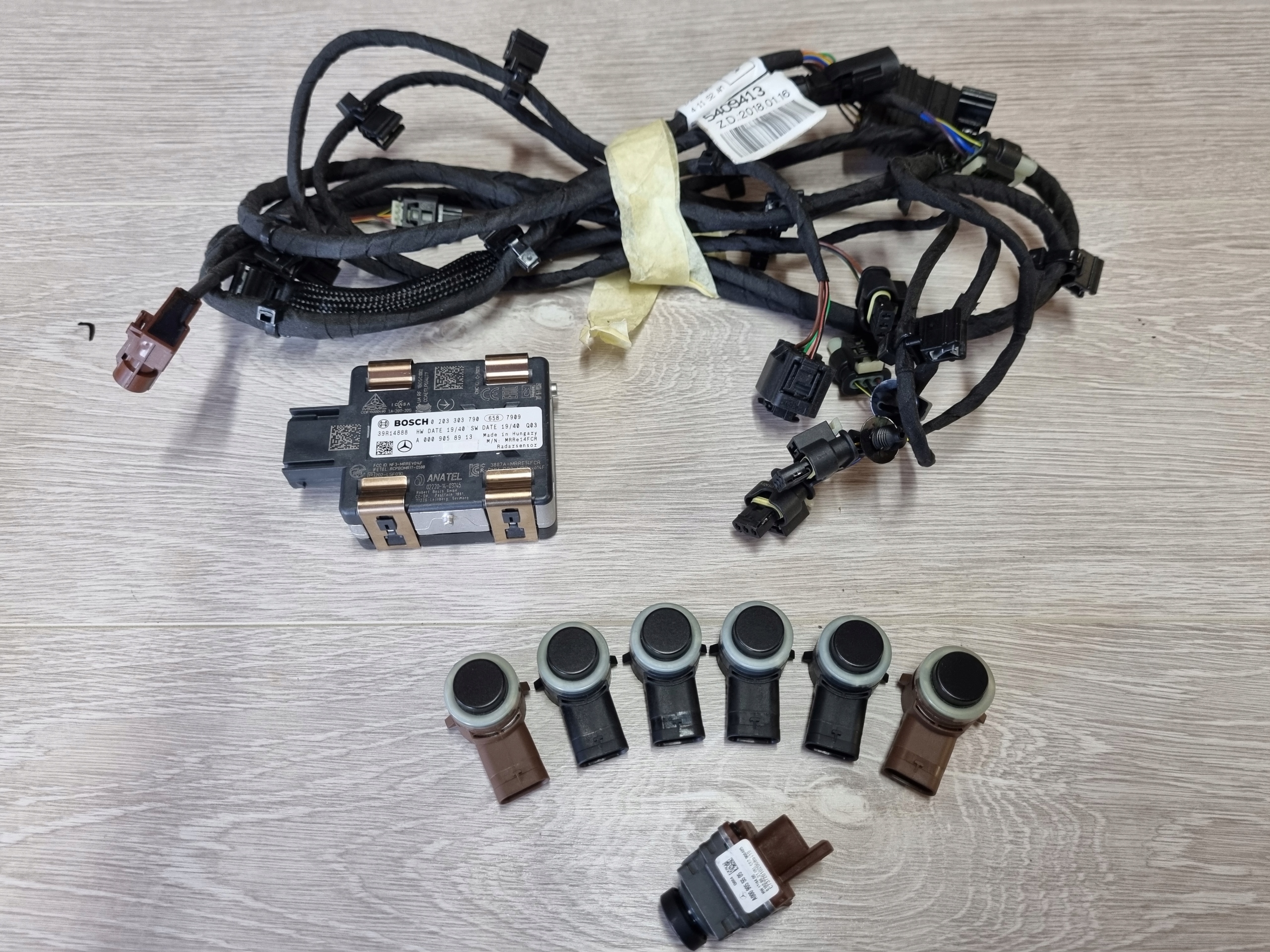 A0009055504 A0009055505 - Джгут проводів PDC передній Mercedes CLA W118 A1185409413