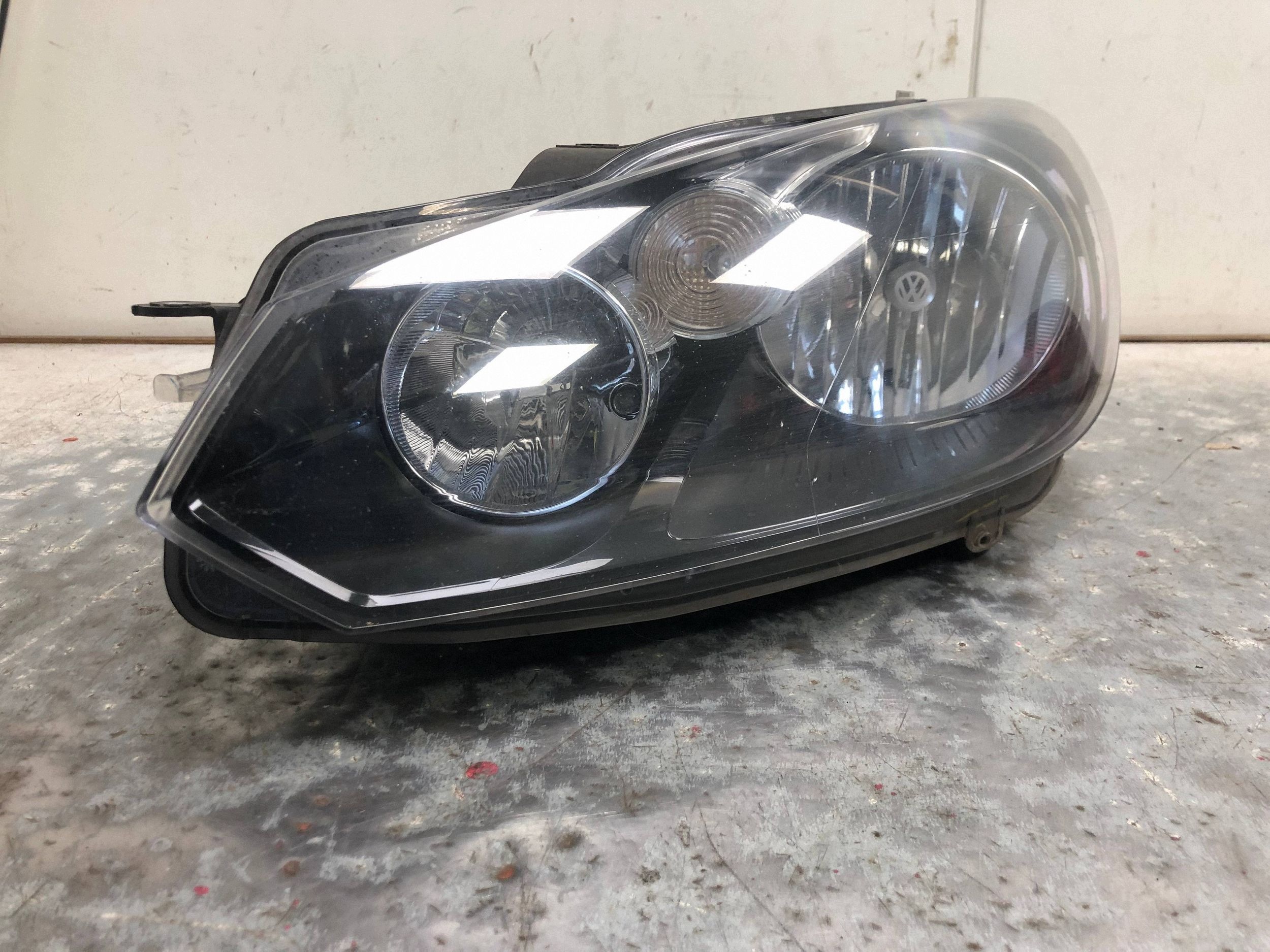 light left front VW GOLF VI KOMBI 254257-01