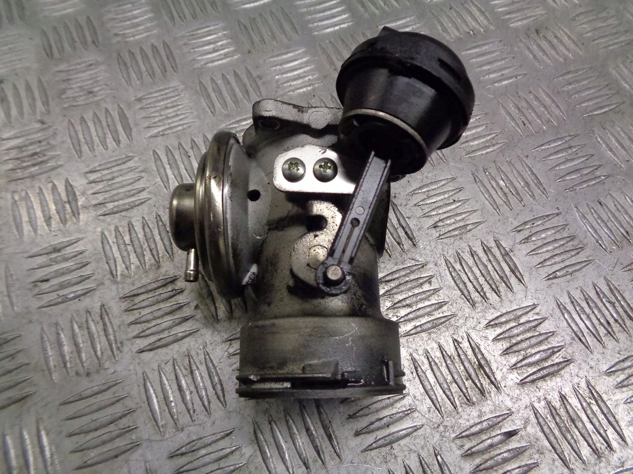 ДРОССЕЛЬНАЯ ЗАСЛОНКА vw PASSAT B5 1.9 tdi