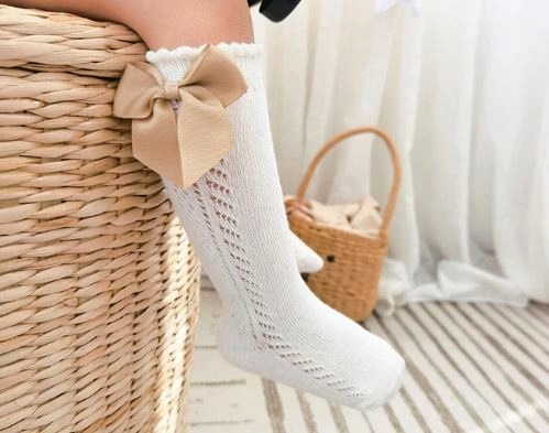 AŻUROWE podkolanówki skarpetki ECRU 68-74-80 3-12m Marka Inna marka