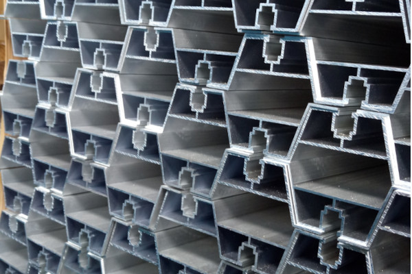 Profil trapezowy PV mostek szyna 40 długość 6,21m Marka inny