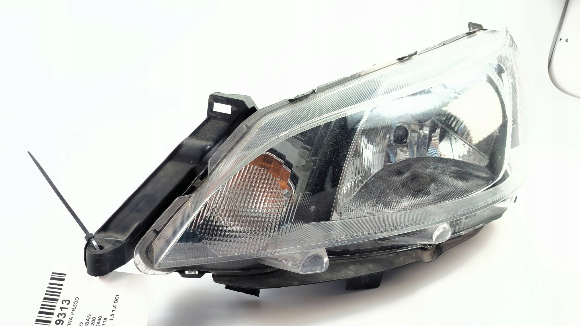 light left front NISSAN NV 200