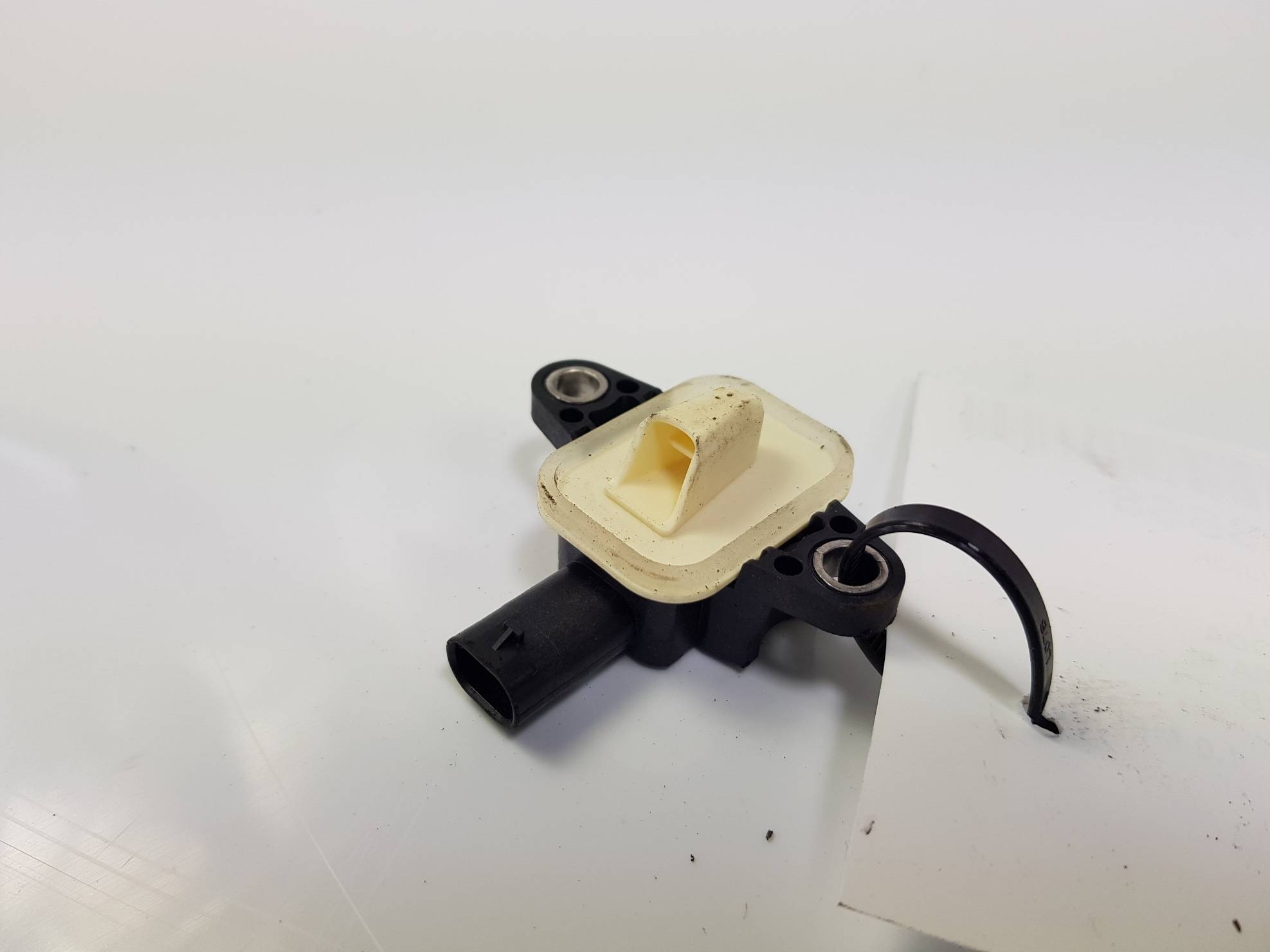 impact sensor 4H0955557 SKODA FABIA III