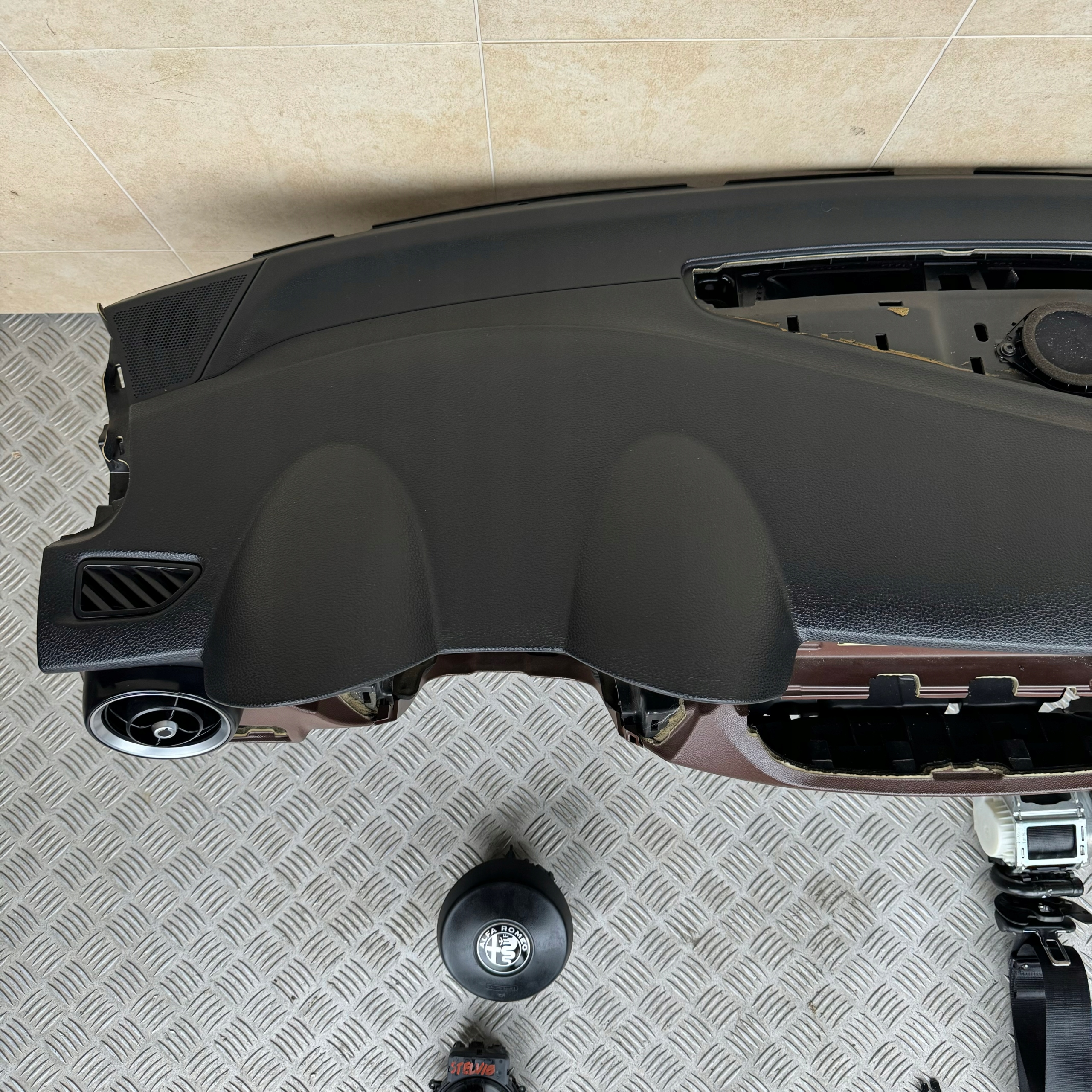 dashboard complete airbag console tension belts cockpit ALFA ROMEO STELVIO 2017 year