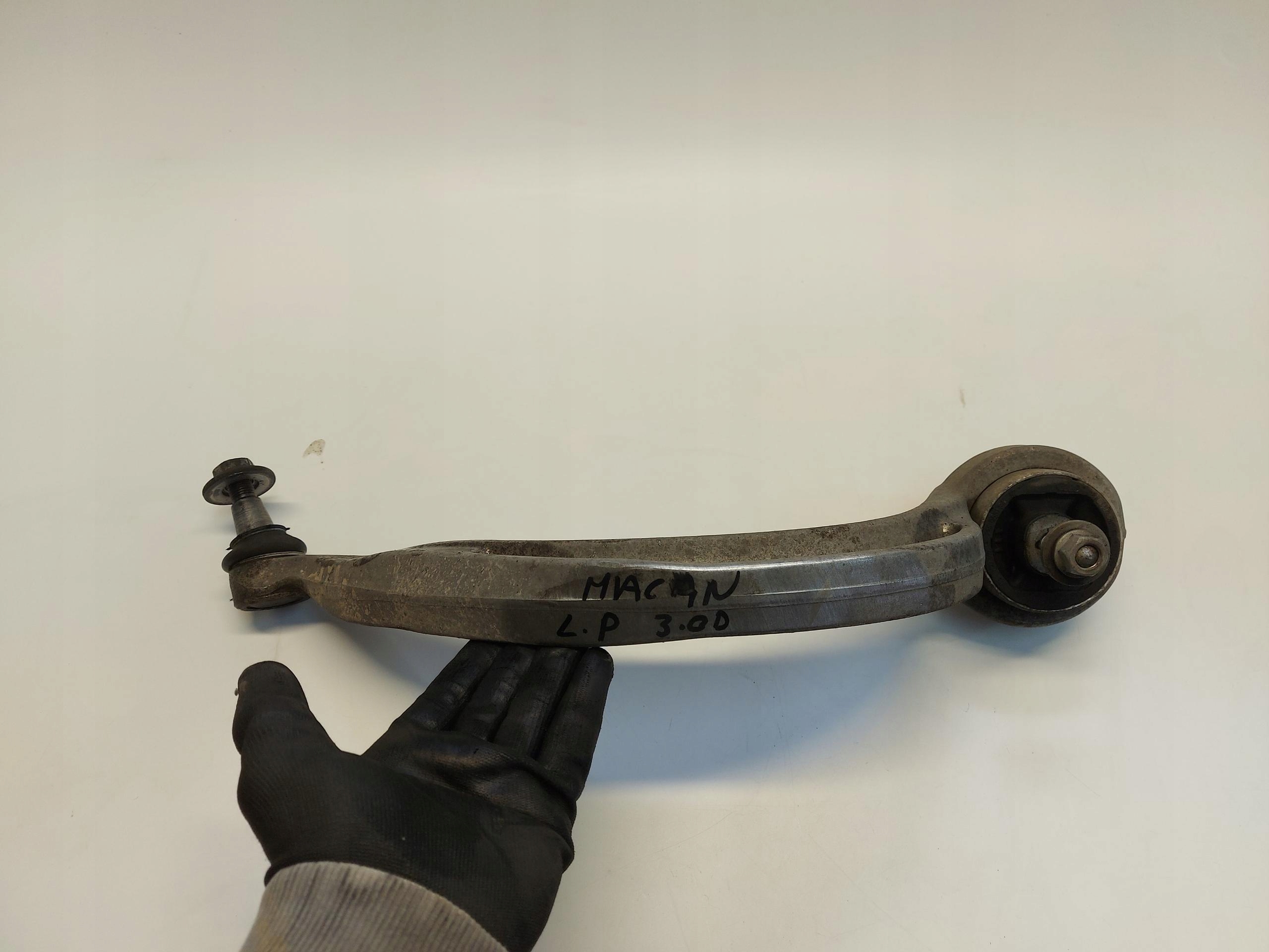 PORSCHE MACAN 95B arm left front 4G0407695