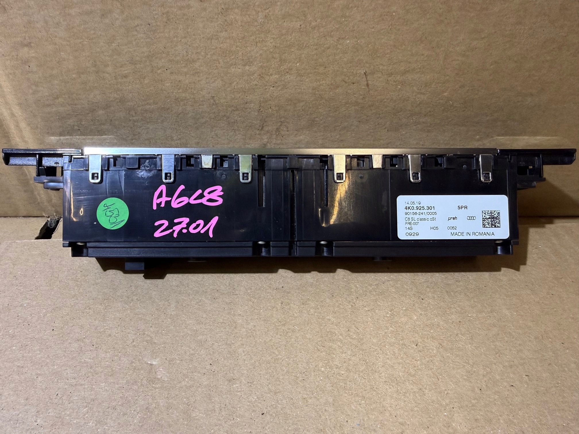 AUDI A6 C8 PANEL ovladačů 4K0925301