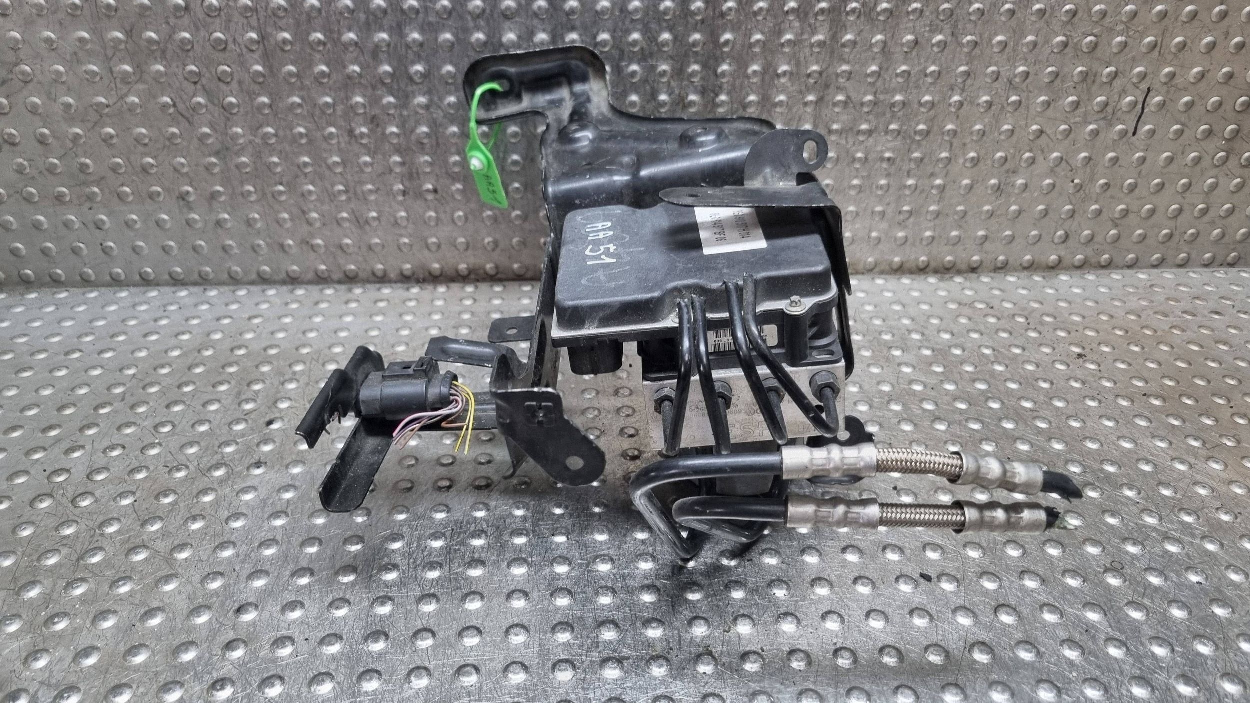 pump control unit ABS 8E0614517BF 8E0910517H AUDI A4 B7 SEAT EXEO