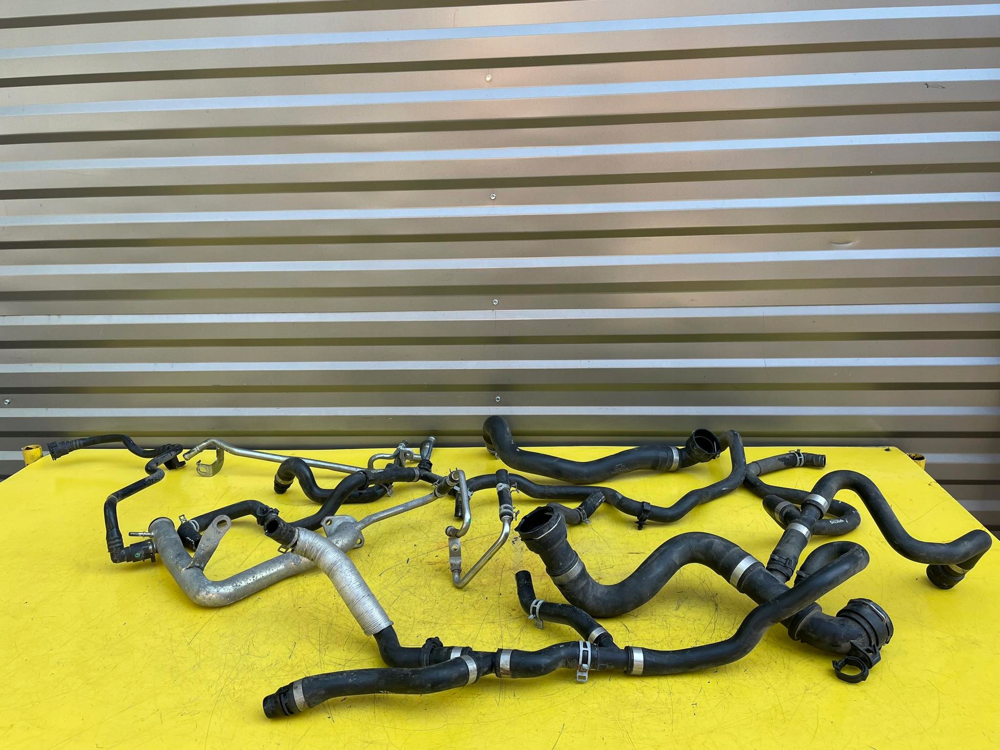 VOLVO S90 V90 II ДРОТИ ВОДУ ВОДЯНІ