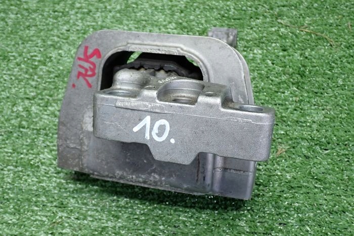VW AUDI SEAT SKODA engine mount 5Q0199262BK