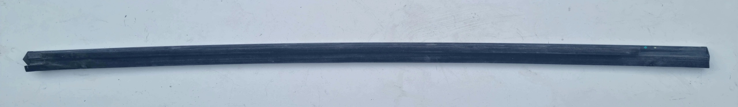 TESLA X moulding dust door CHROM front 1032173-00-D