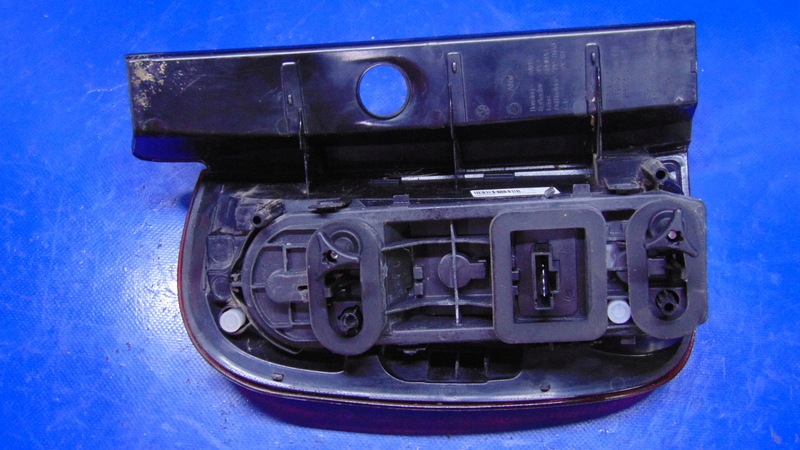 licht rechts heck LIFT DACIA DUSTER und 10-17R