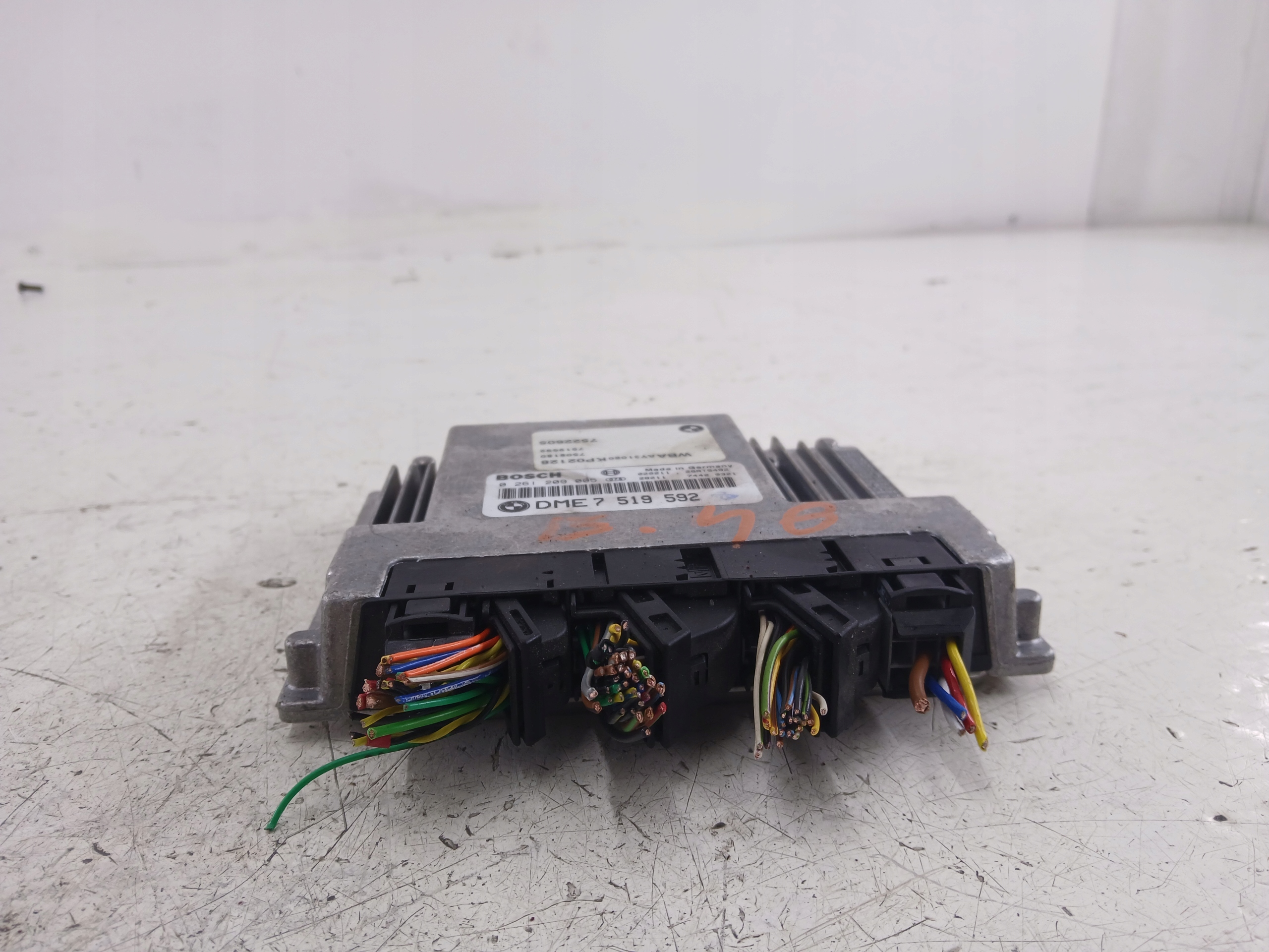 BMW E46 2.0 control unit of the engine 7519592