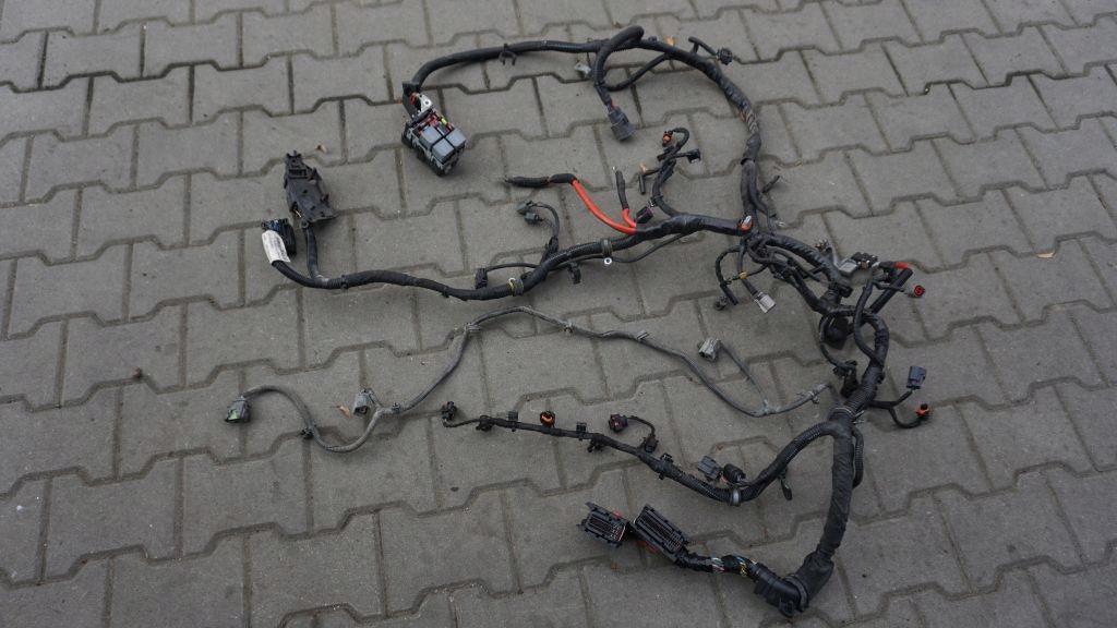 VOLVO XC60 2.4 D5 175KM - bundle motor wiring