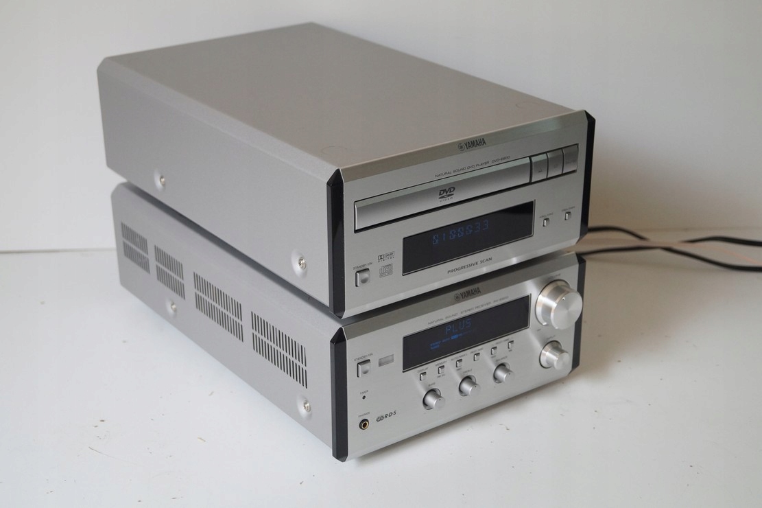 Amplituner YAMAHA Rx-E600 Marka Yamaha