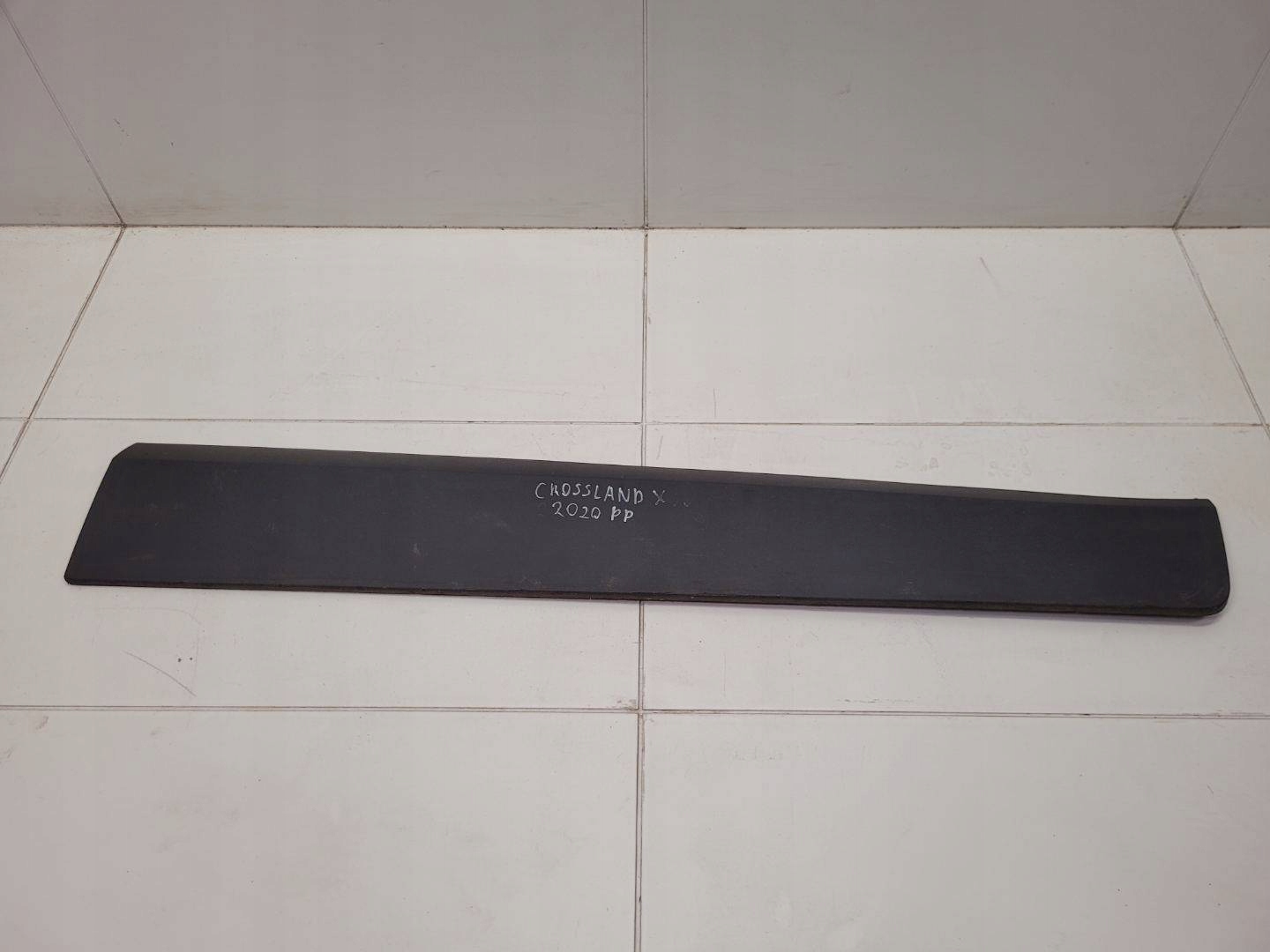 moulding door front right side Opel Crossland X 2019 13482097