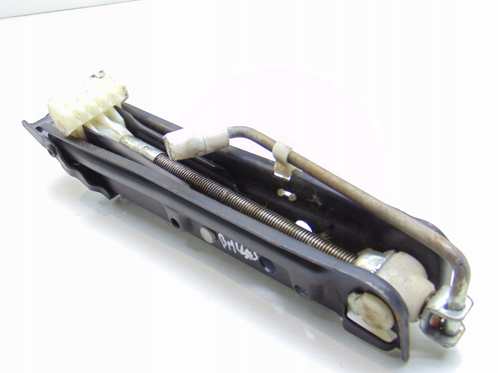 Лифт подъемник колеса BMW 3 E46 98 - 1096202