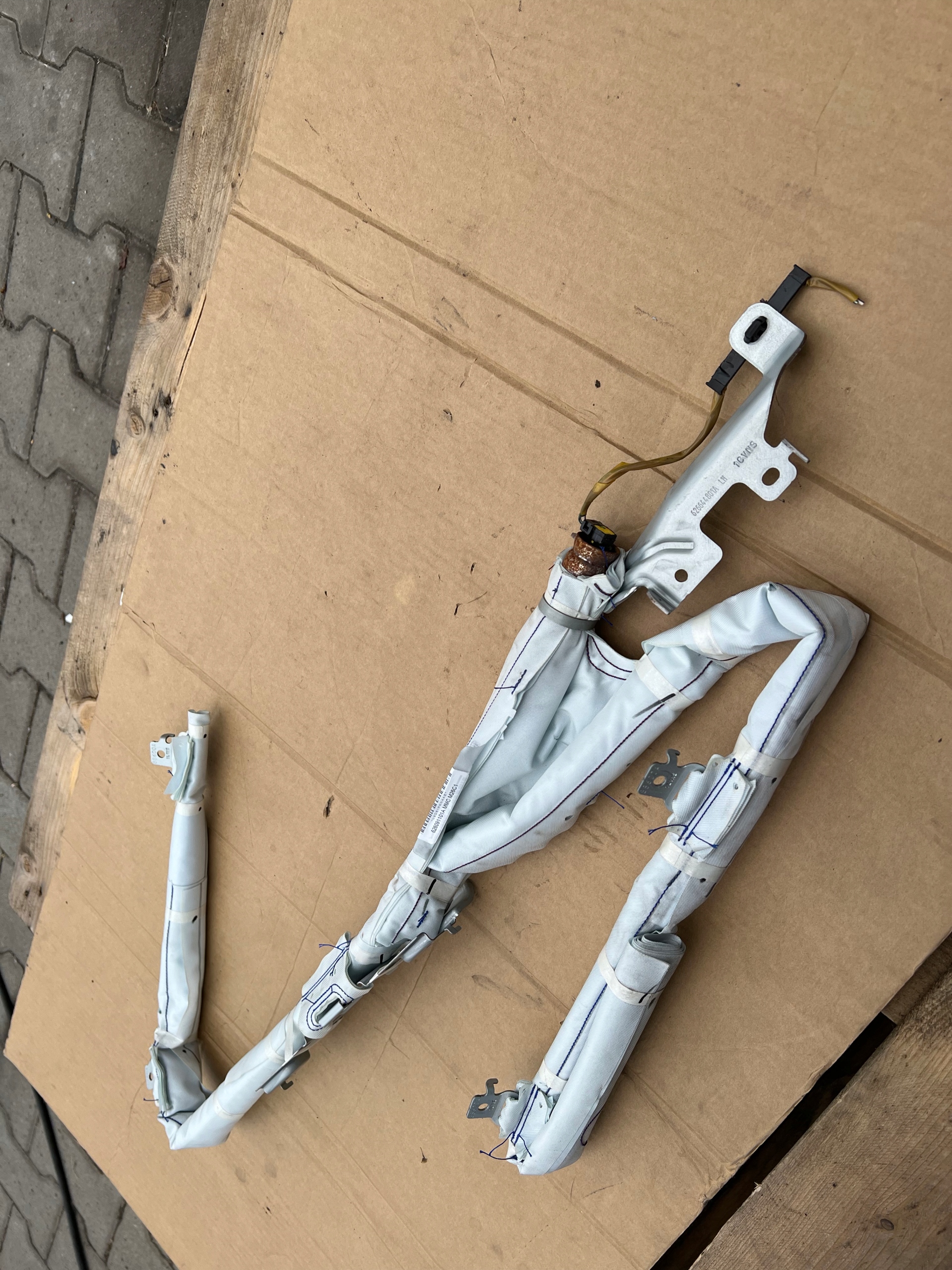 ATTRAGE Space Star II пиропатрон подушки безопасности левый оригинал