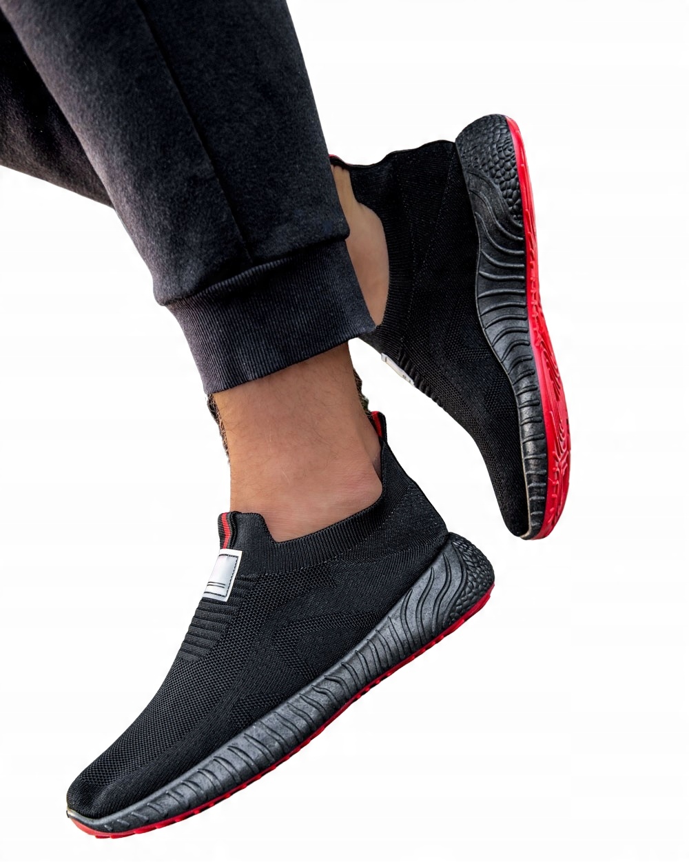 

Męskie buty sportowe Wsuwane lekkie czarne 43