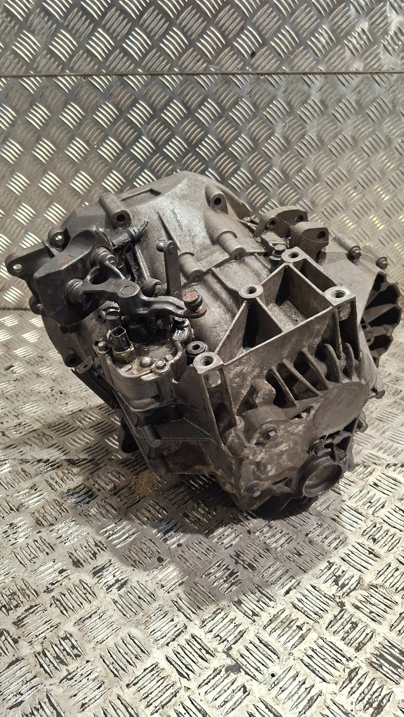 gearbox, VOLVO S40 2.0D