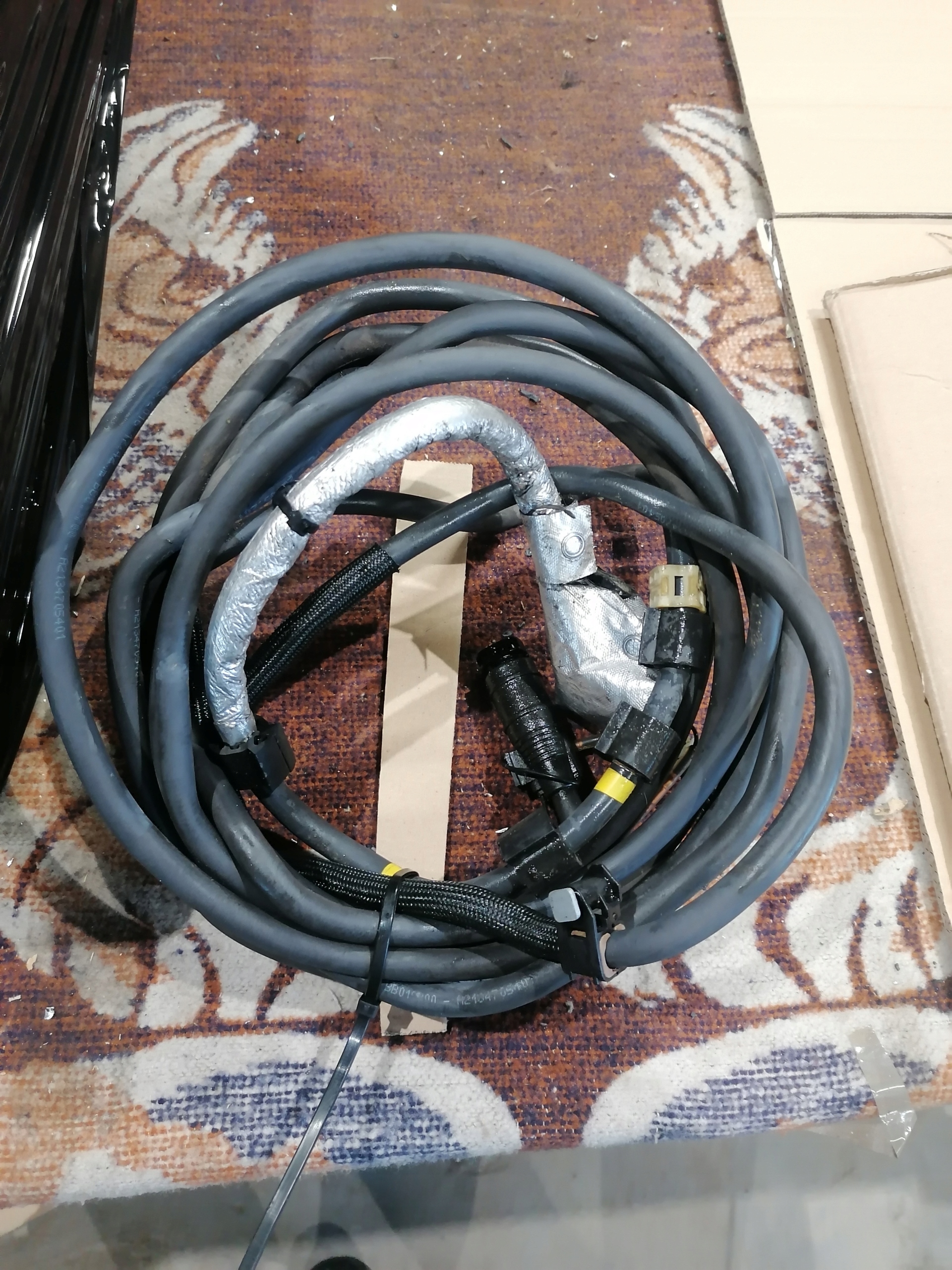 A2134705401 - MERCEDES W213 2.0 CDI шланг кабель AdBlue датчик