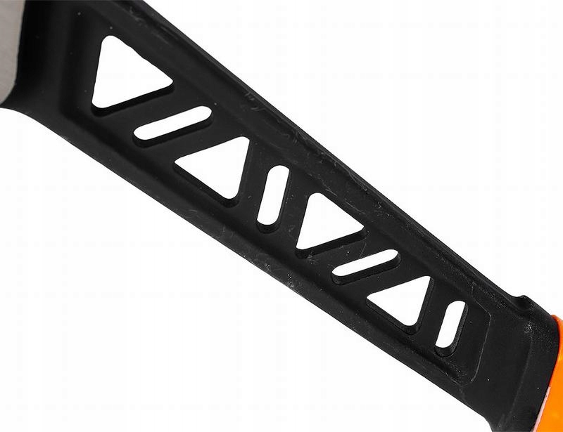 PROFESJONALNY MŁOTEK CIESIELSKI C2238 RICHMANN Typ narzędzia ciesielski