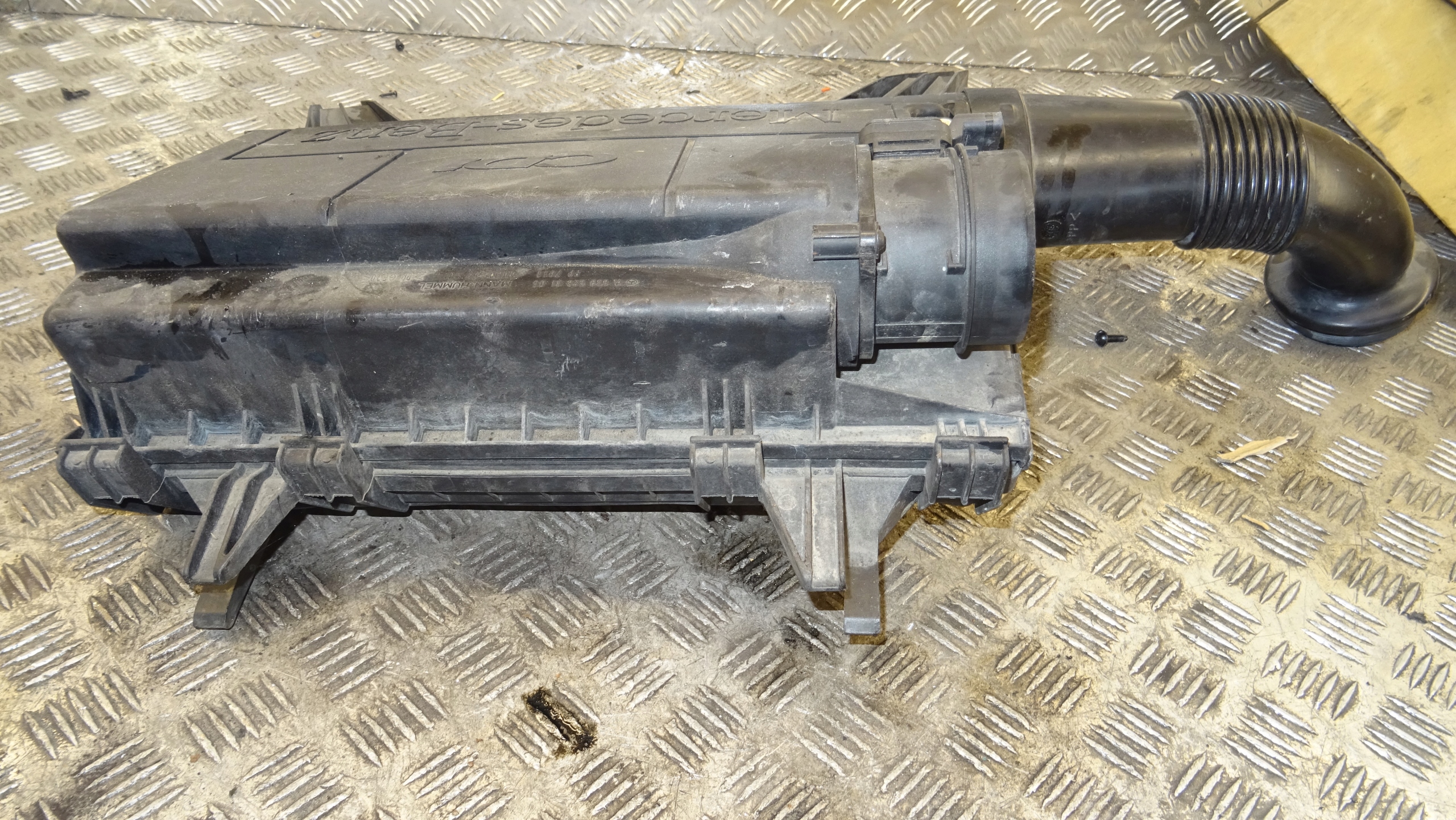 Gehäuse filter luft VITO 639 A6395283106