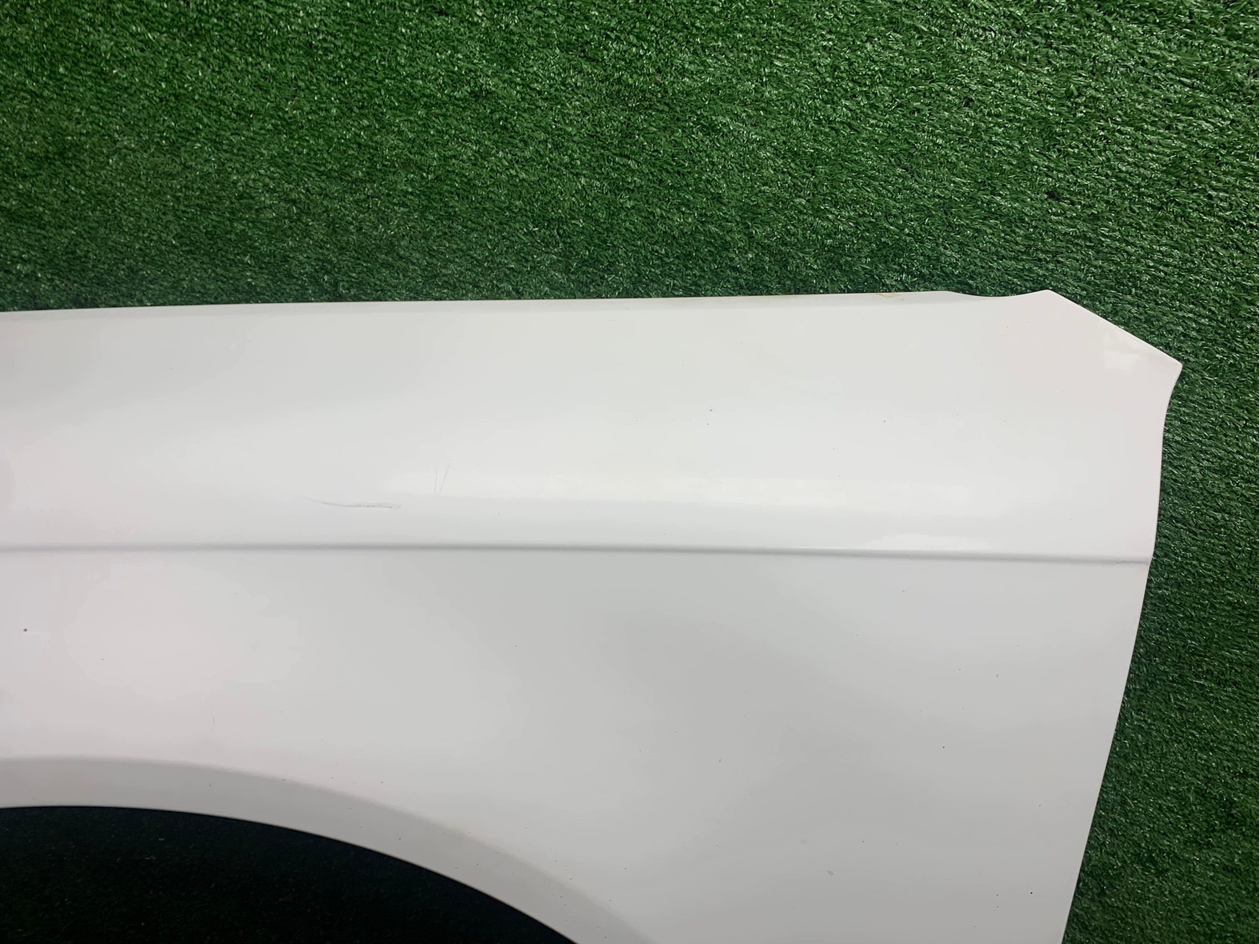 fender front front left Audi A6 C6 LY9C