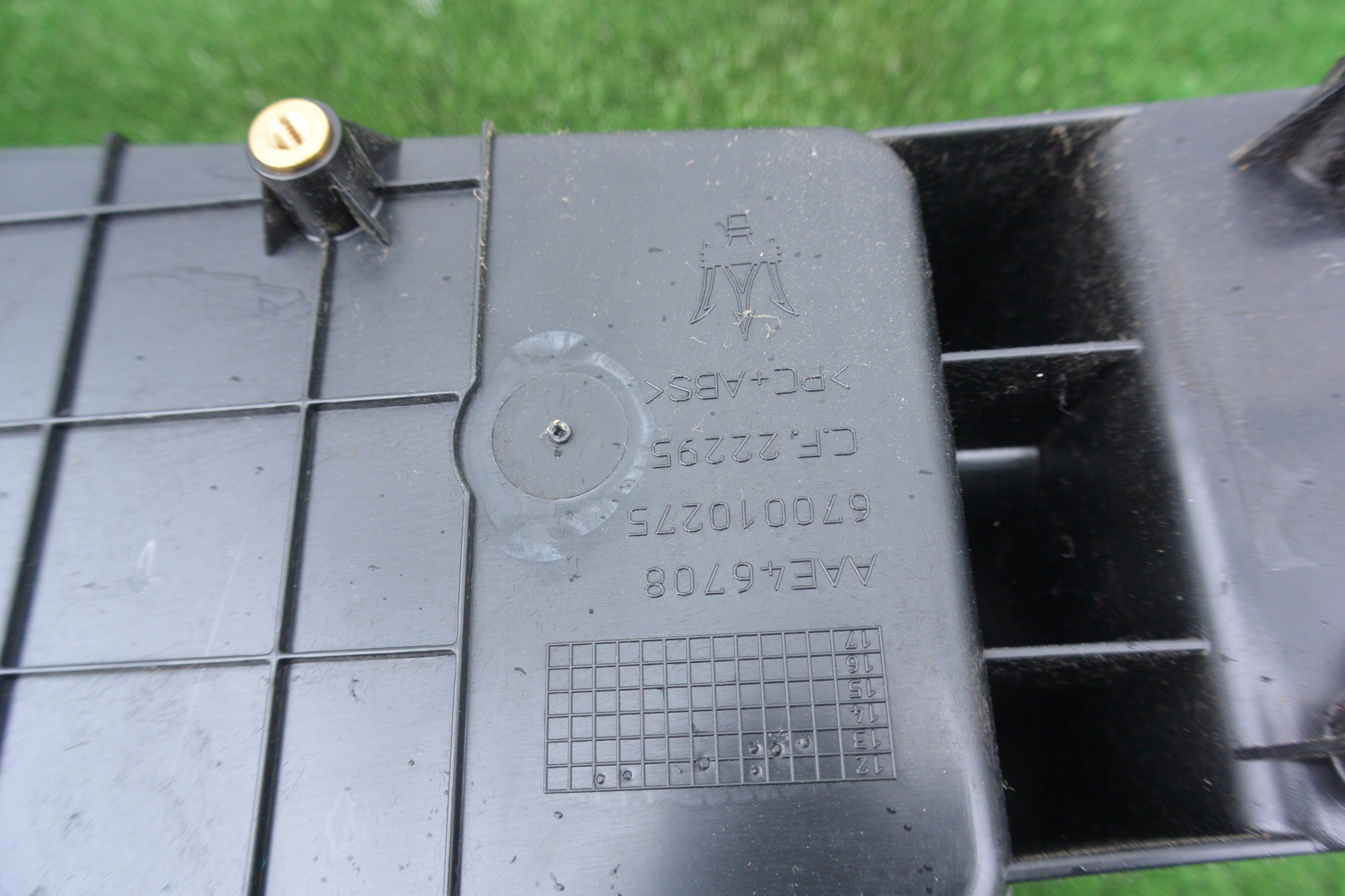 бардачок водители MASERATI QUATTROPORTE VI европа