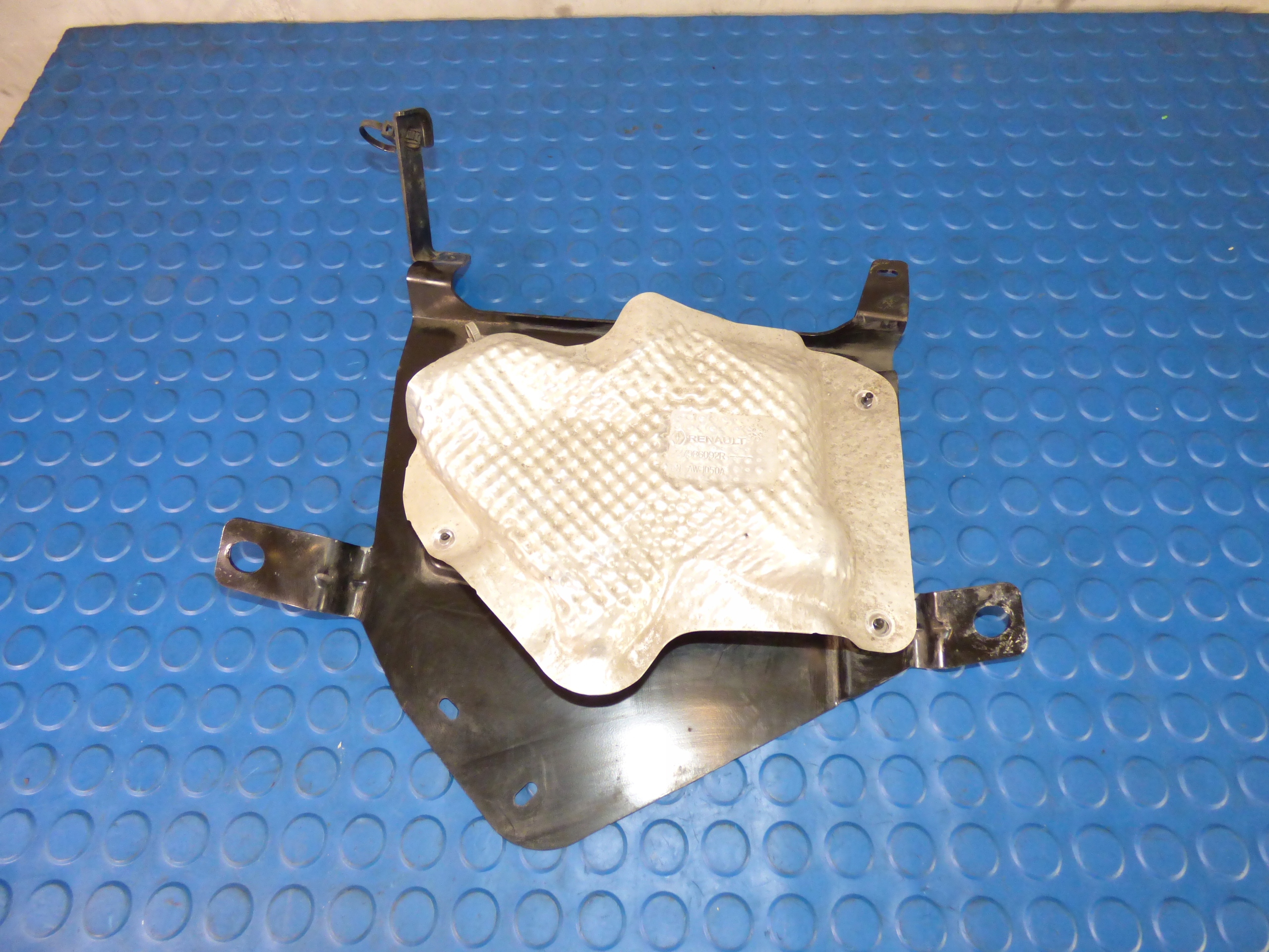 CONSOLE SONDY NOX 227A81446R CAPTUR II 1.5 DCI