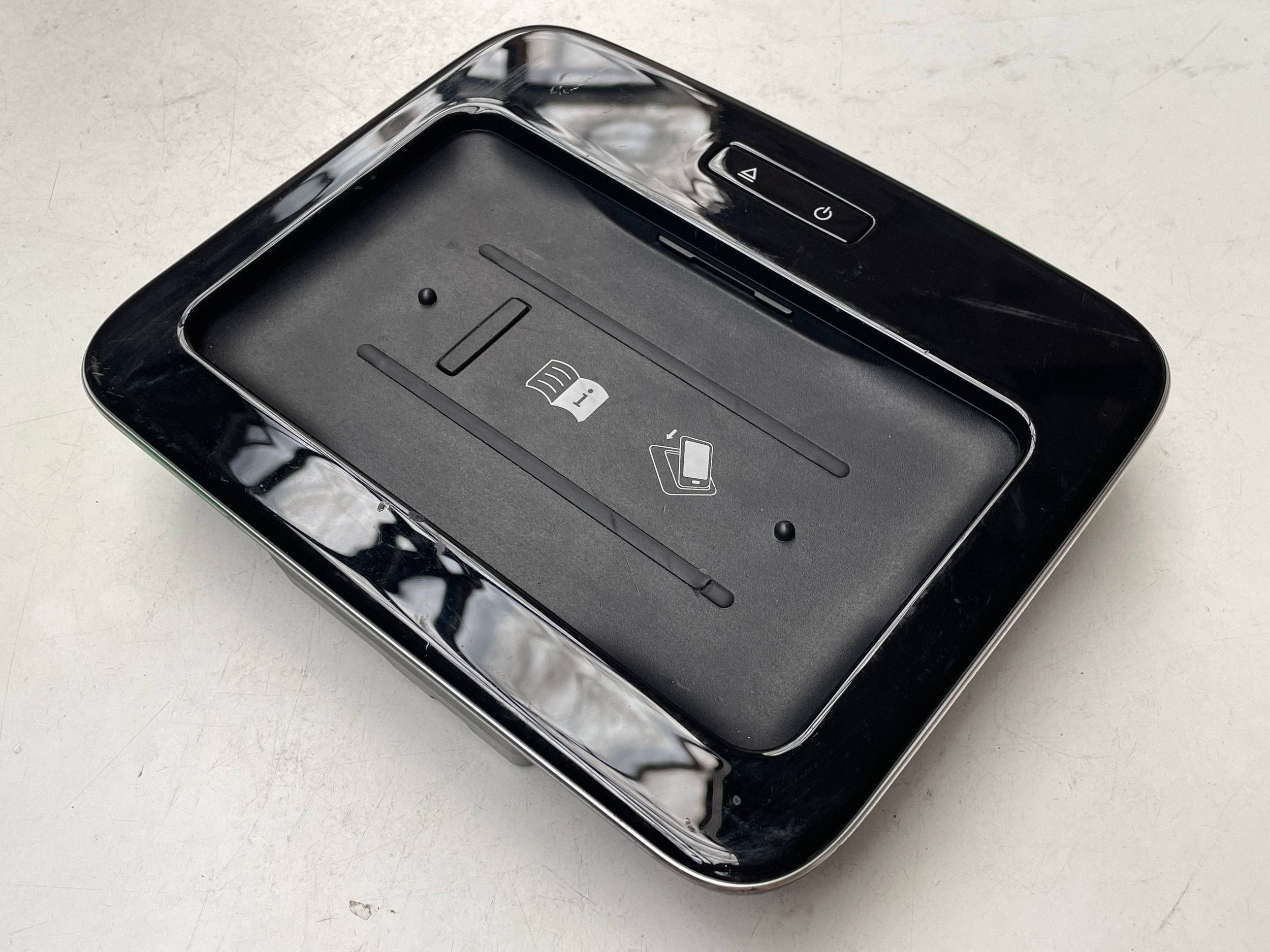 Mercedes-Benz GLS X167 Support plaque TABLETA A1679004822 !J