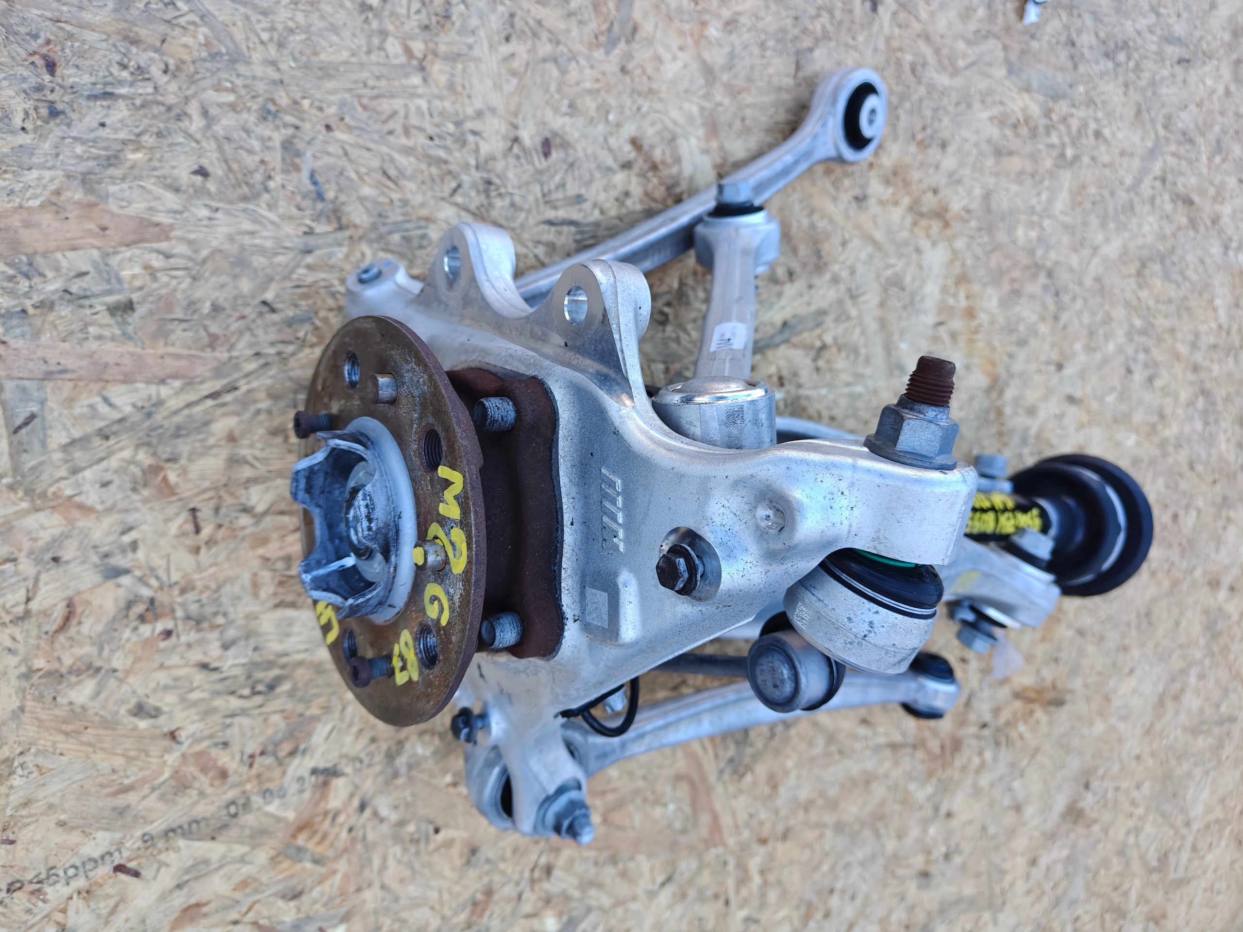 swing arm side left rear part rear left BMW M2 G87 M3 G80 G82 8095657