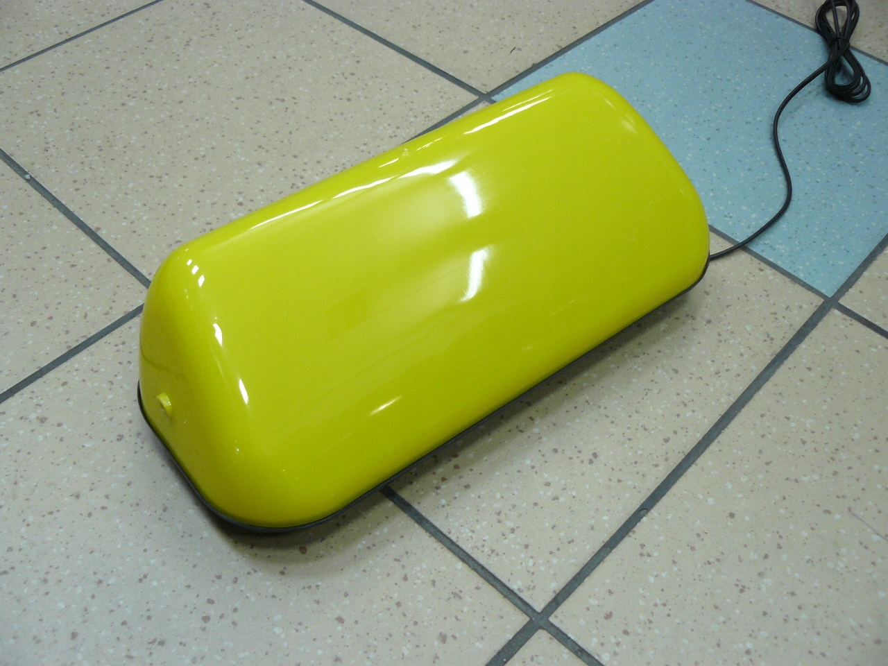 KOGUT TAXI SZPAKÓWKA GAPA LAMPA ŻÓŁTA DUŻA 433270 Numer katalogowy części 433270