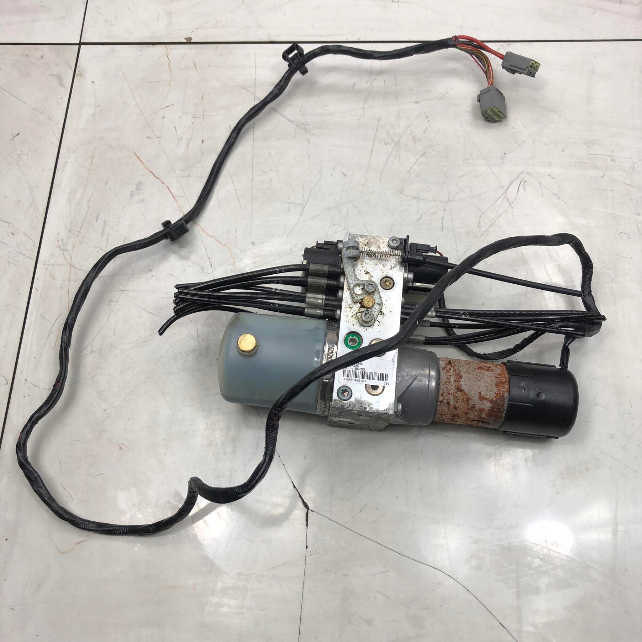 POMPA SIŁOWNIK DACHU C70 II