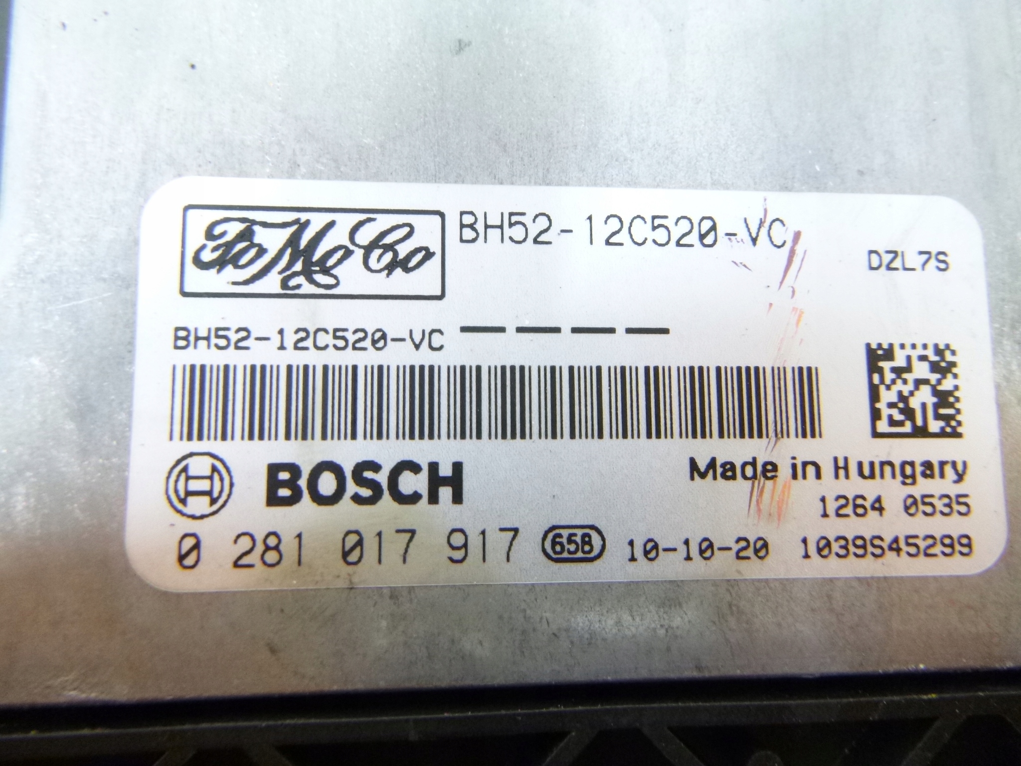 computer control unit of the engine LAND ROVER FREELANDER 2 II 2011 0 281 017 917