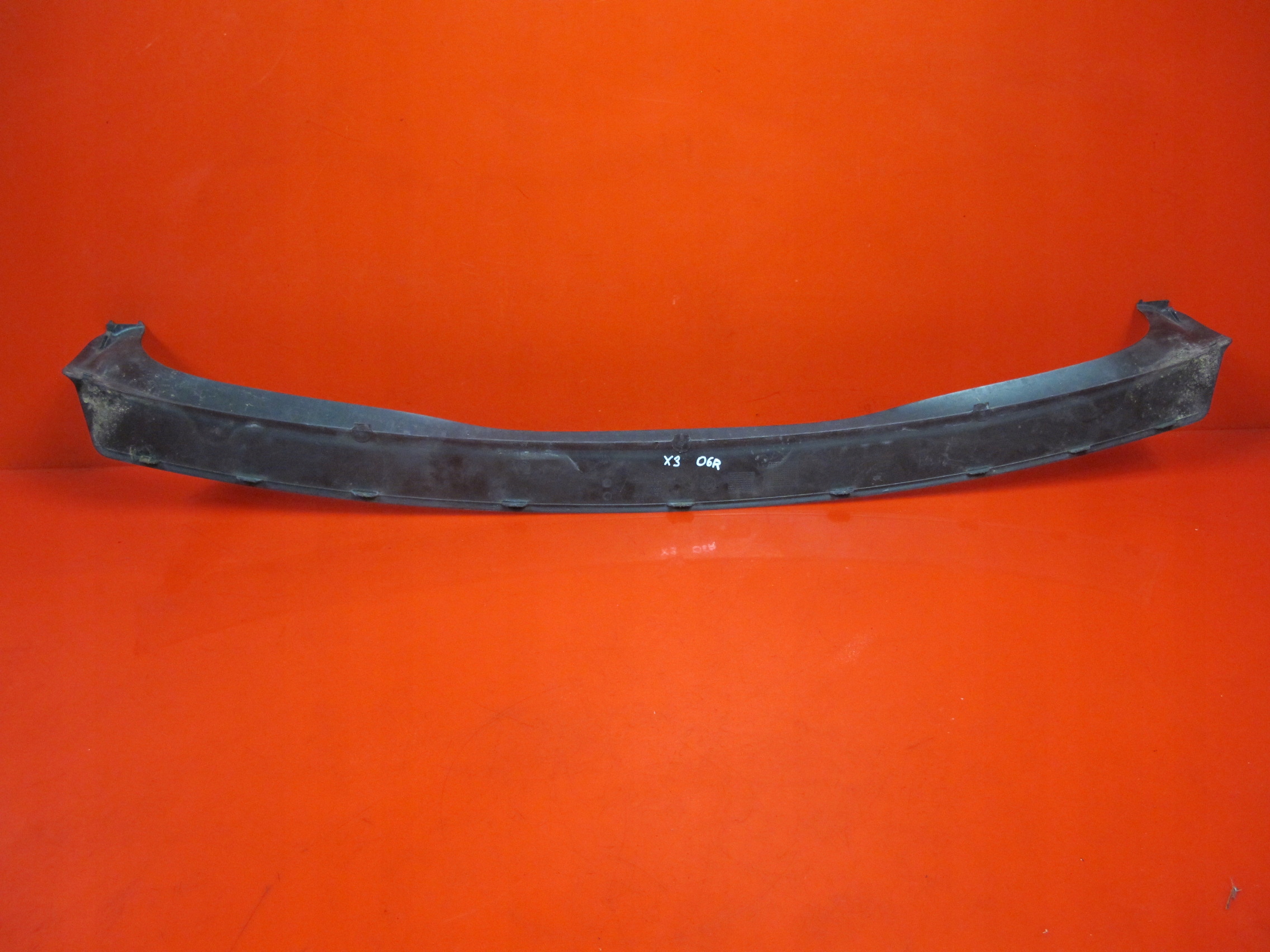 BMW X3 E83 moulding cover KRAWEDZI WNEKI boot