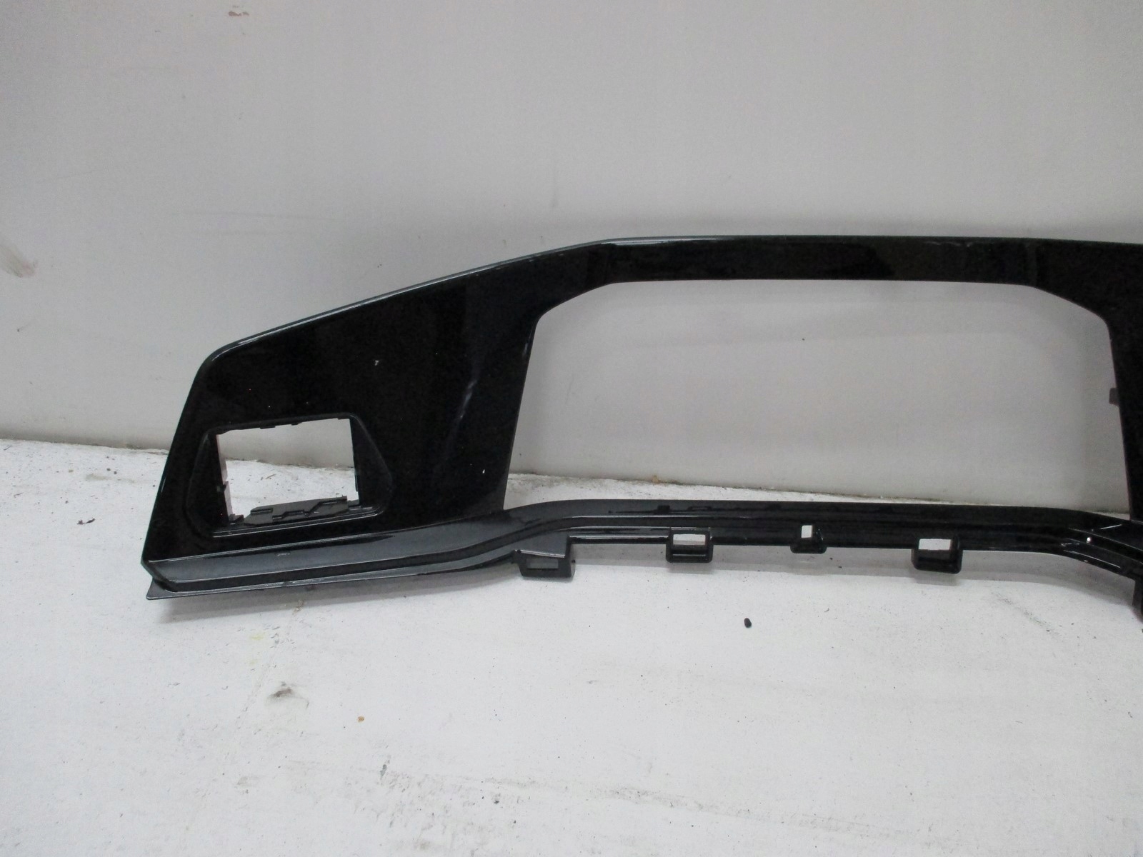 obal budíku RÁM 5H1857211C VW GOLF VIII