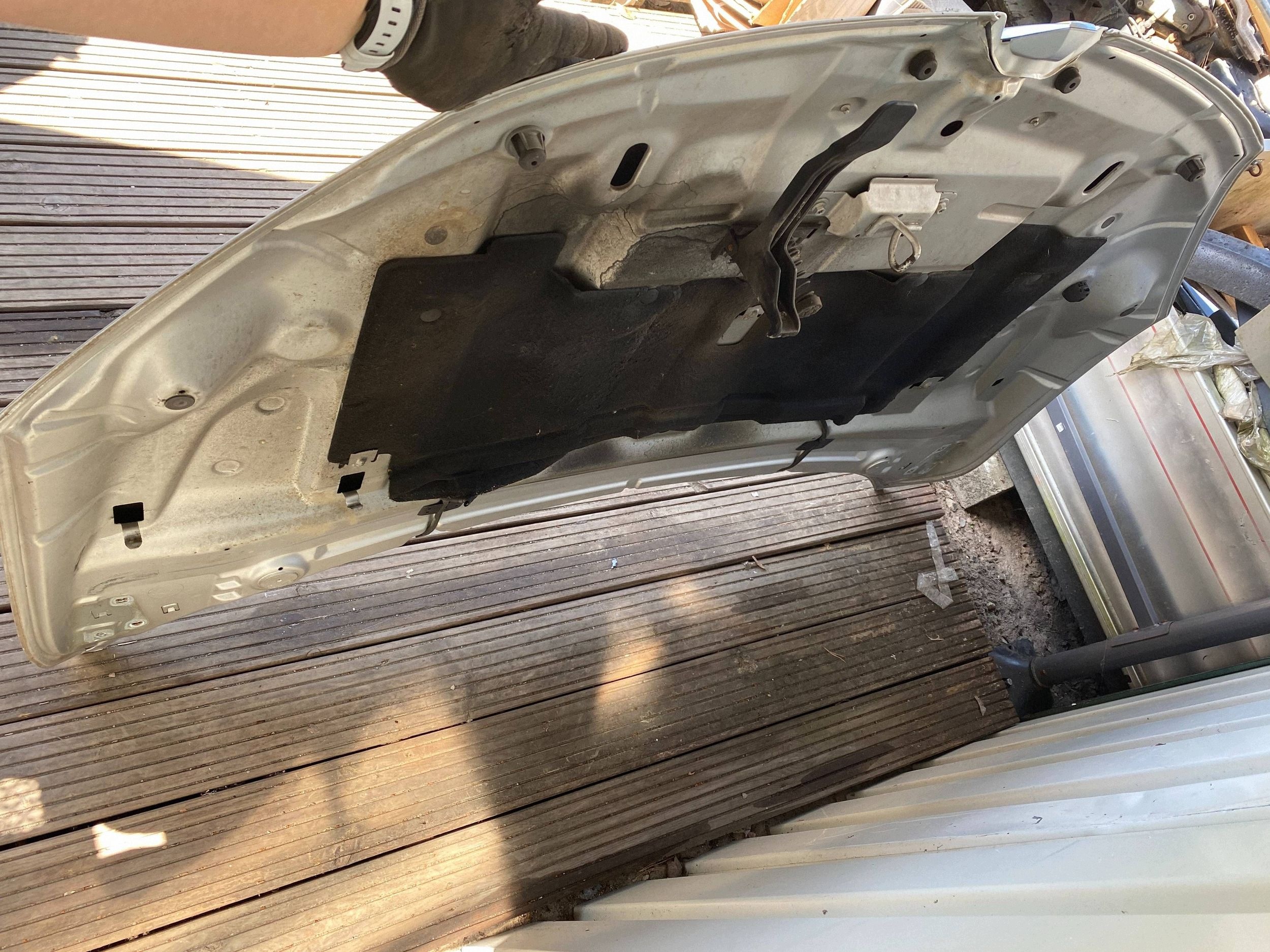 RENAULT MEGANE III LIFT KOMBI complete bonnet front front SREBRNY