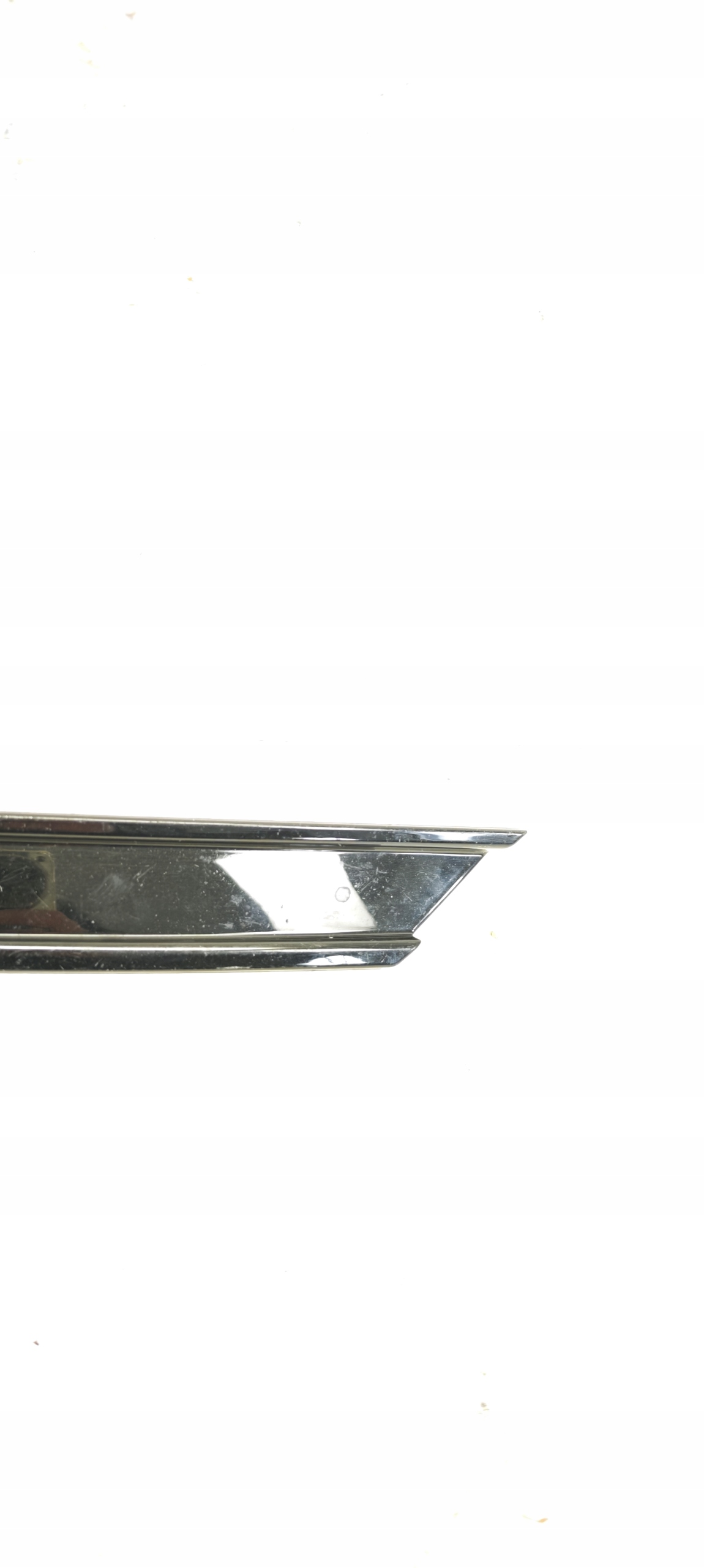 grid of a bumper right front POLESTAR II 2 31663681
