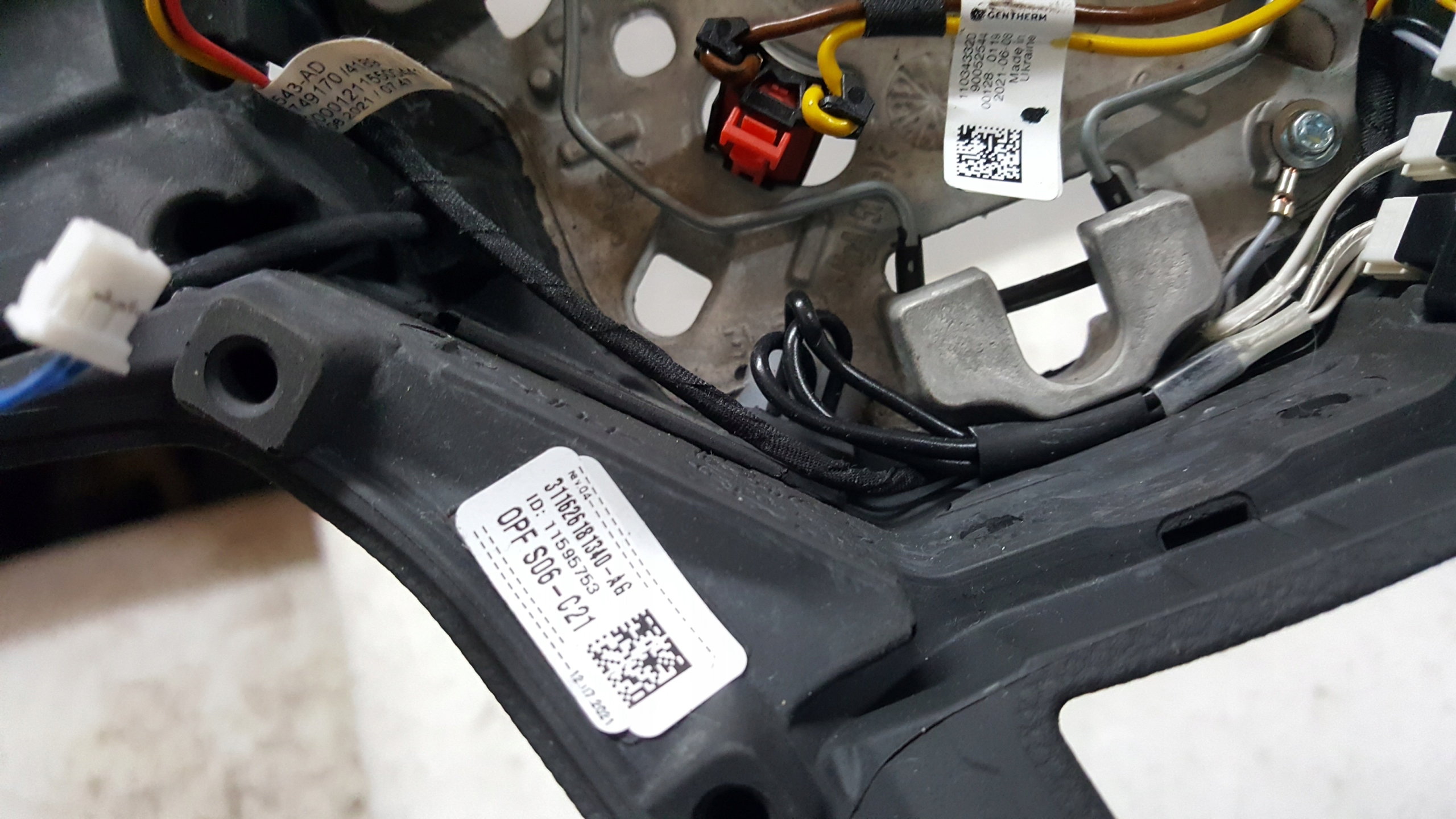 руль vw GOLF VIII 5H0959542E