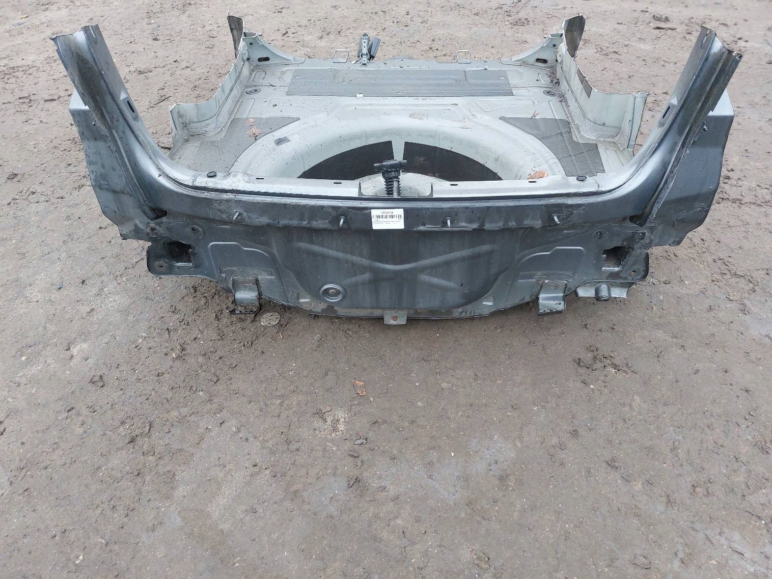 sump boot rear panel VOLKSWAGEN JETTA V LD7X