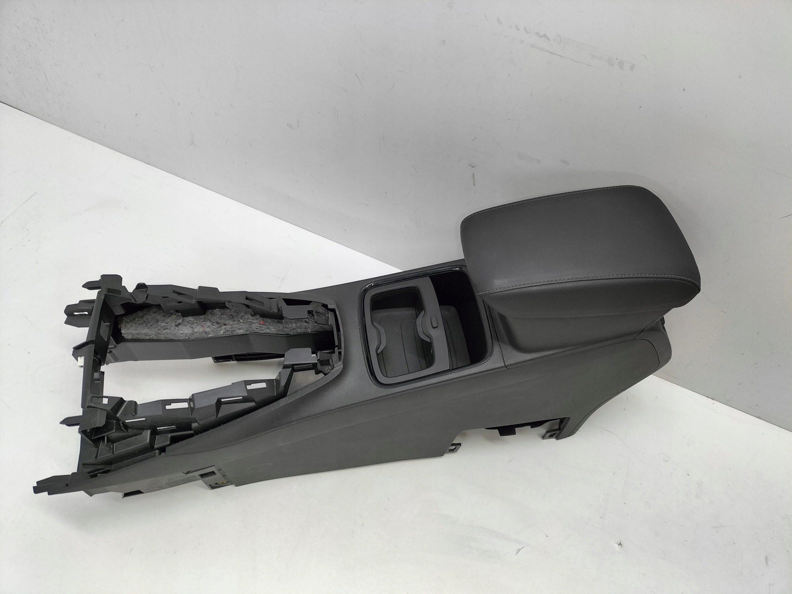 armrest tunel central OPEL GRANDLAND X 17