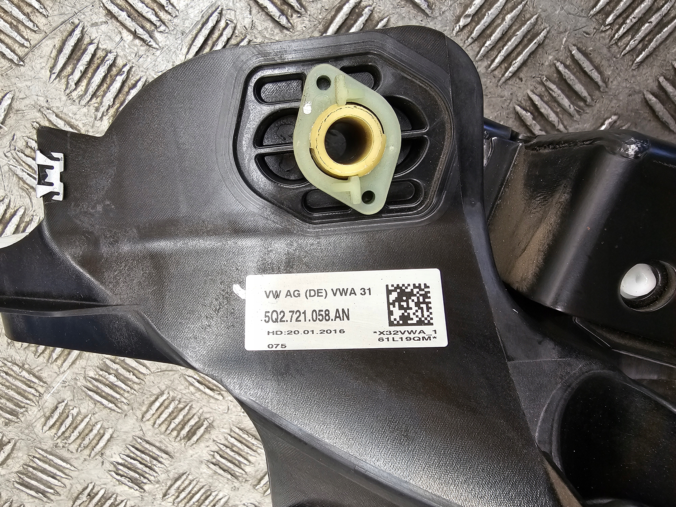 accelerator pedal brakes running board VW GOLF VII 5Q2721058AN