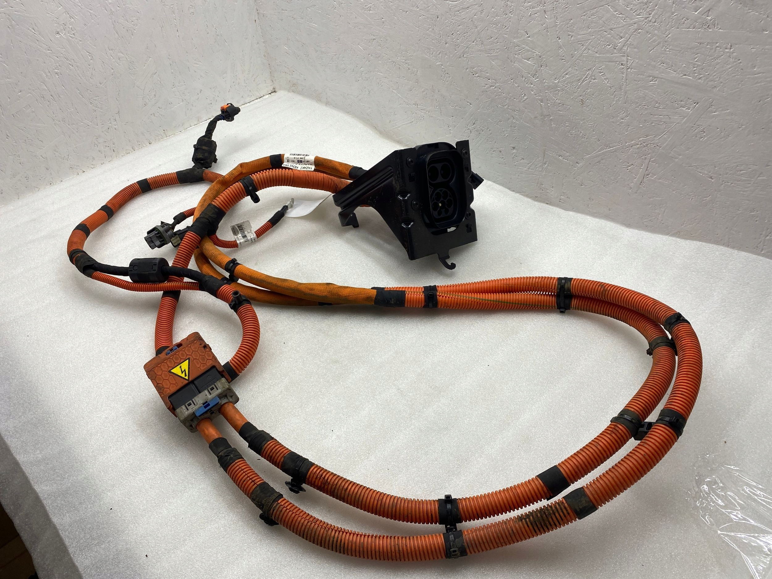 opel MOKKA b 2024 для АВТОМОБИЛЯ