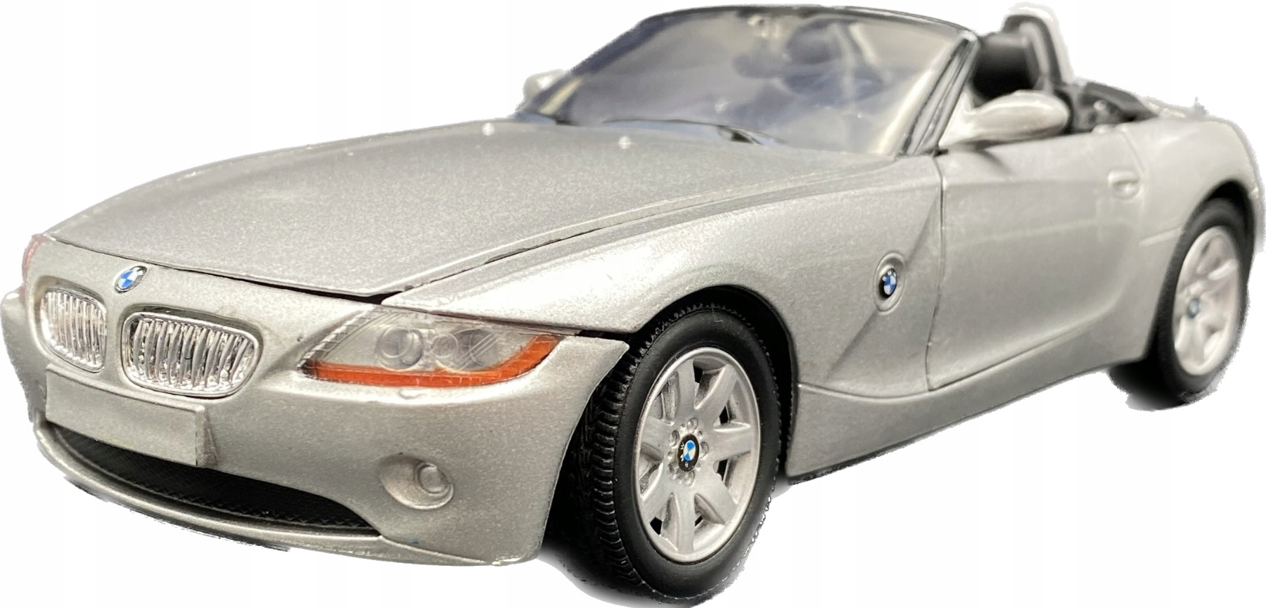 Bmw Z4 Roadster stříbrný model 1:24 Motormax 73269