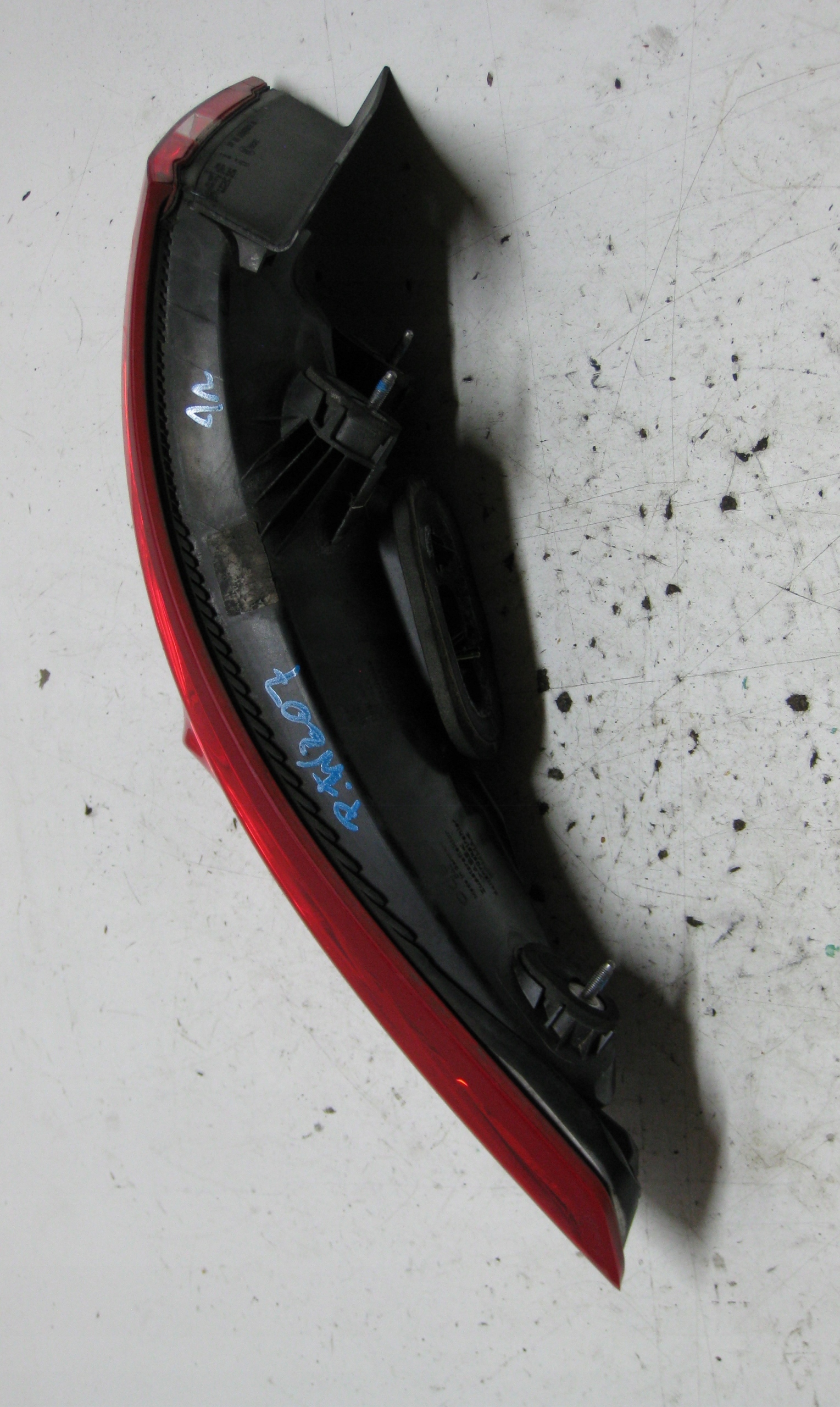 MERCEDES W207 3.0 CDI 11R light right rear part A2079060258 EU