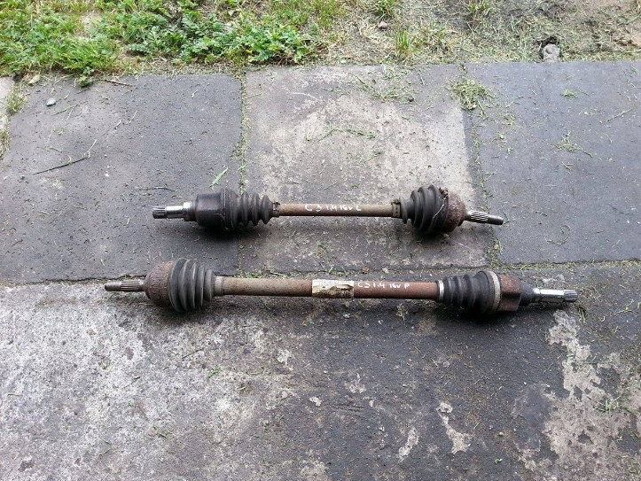 CITROEN C3 1.4 16V автомат 02-09 полос правый